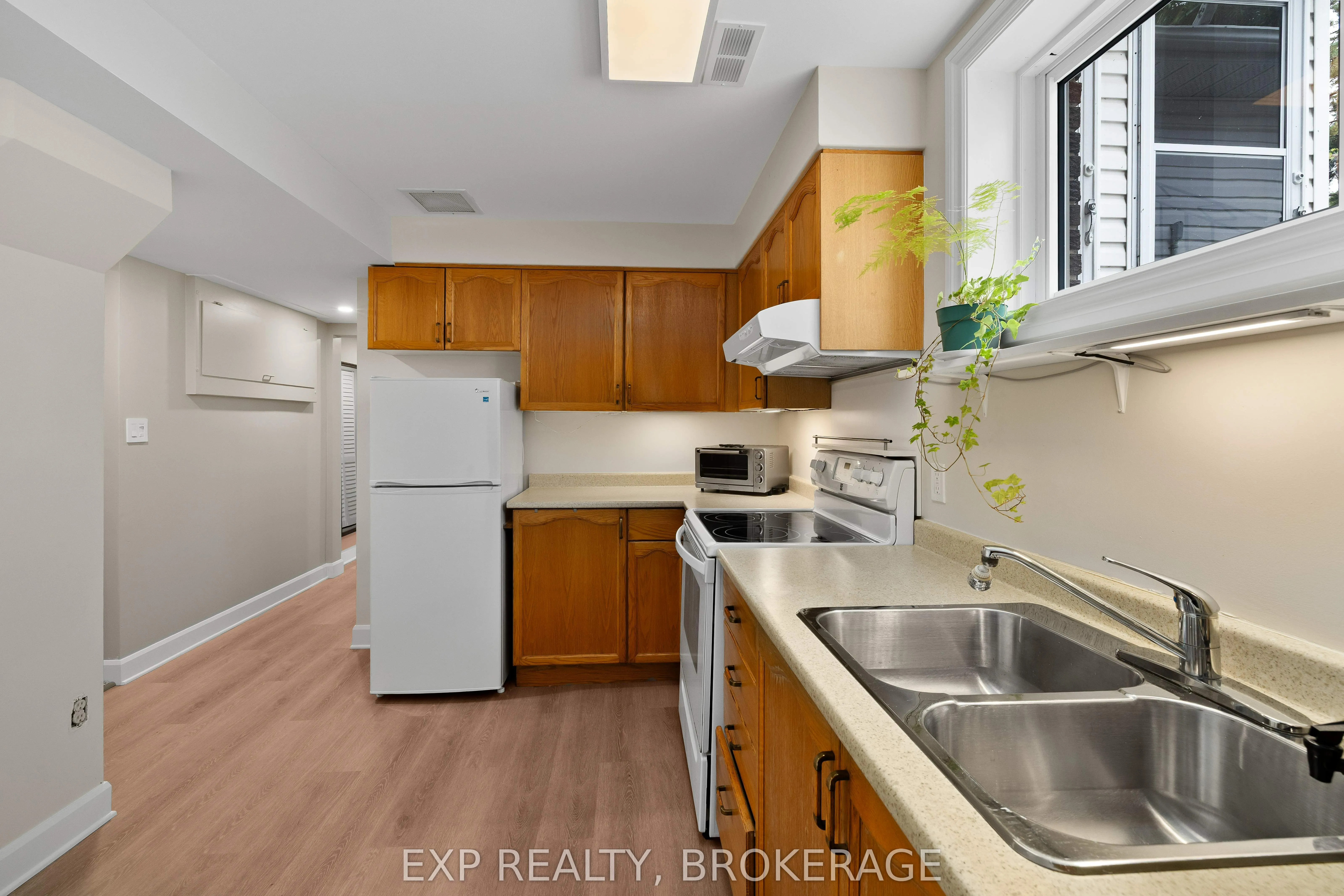 57 Lakeview Avenue