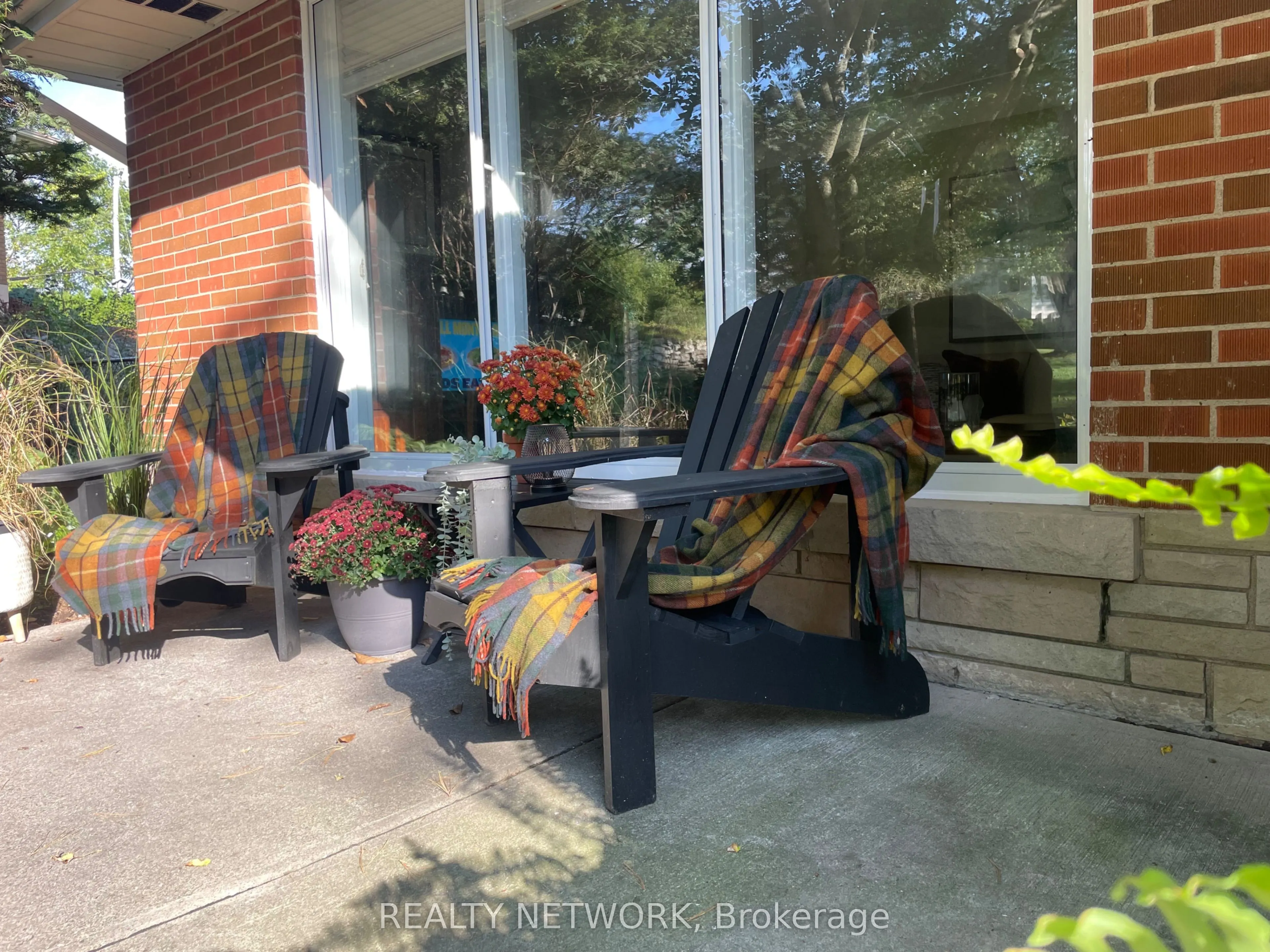 129 Oneida Boulevard