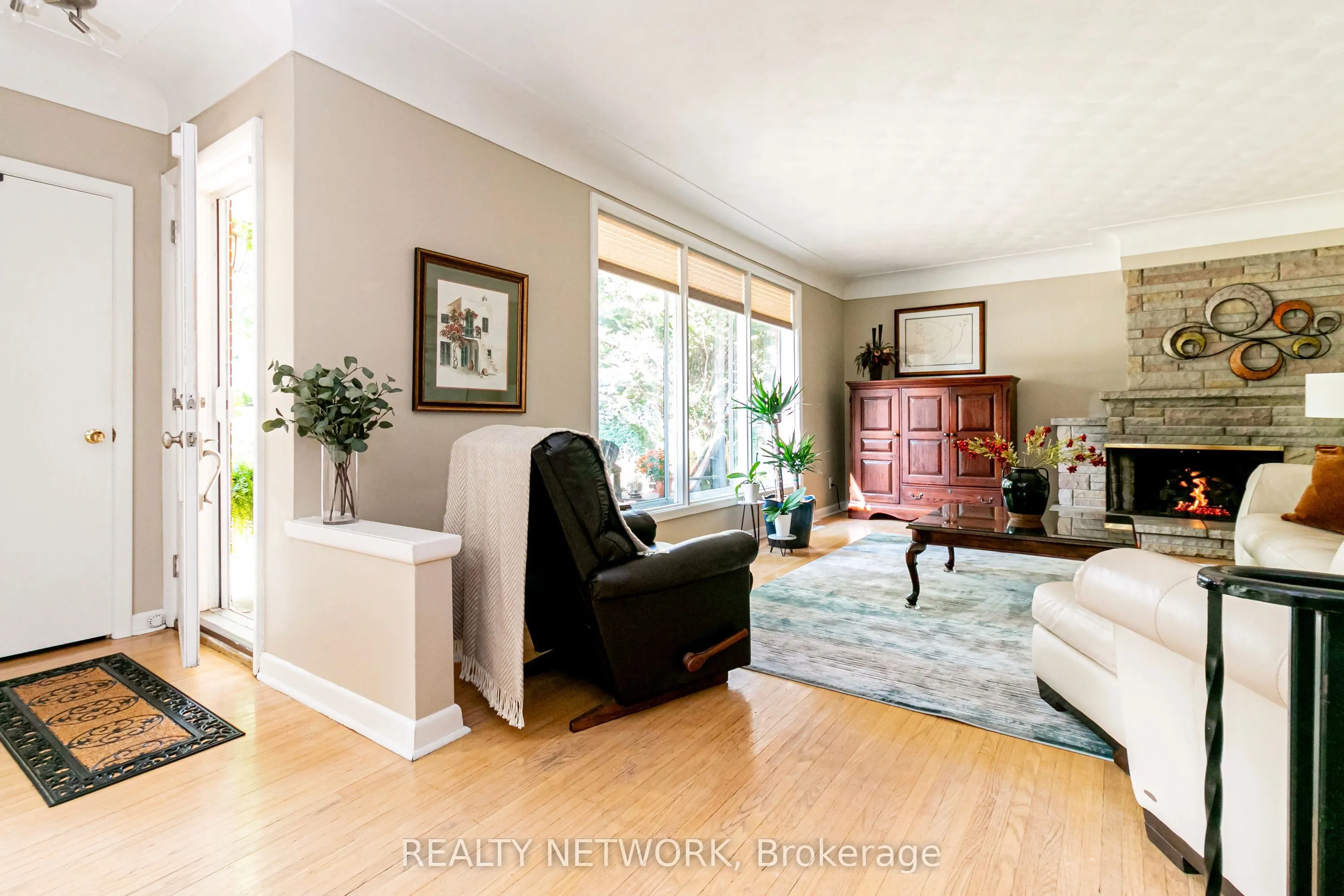 129 Oneida Boulevard