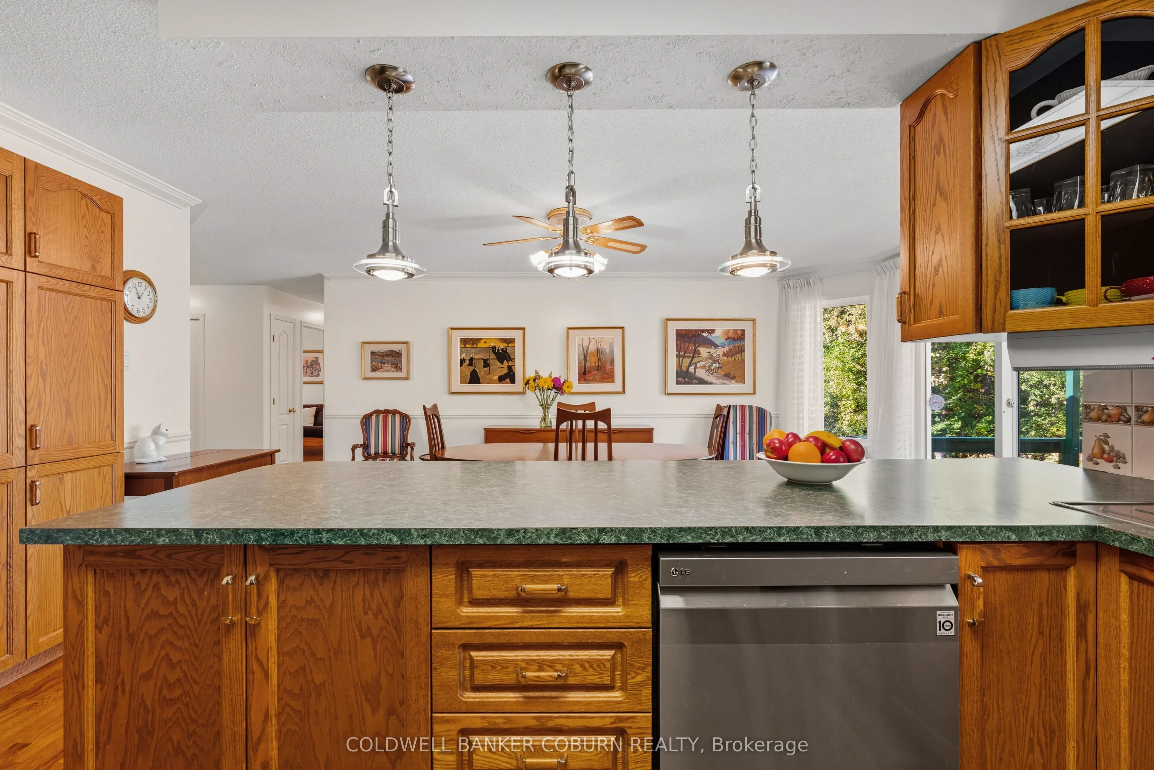2 Sugar Maple Way
