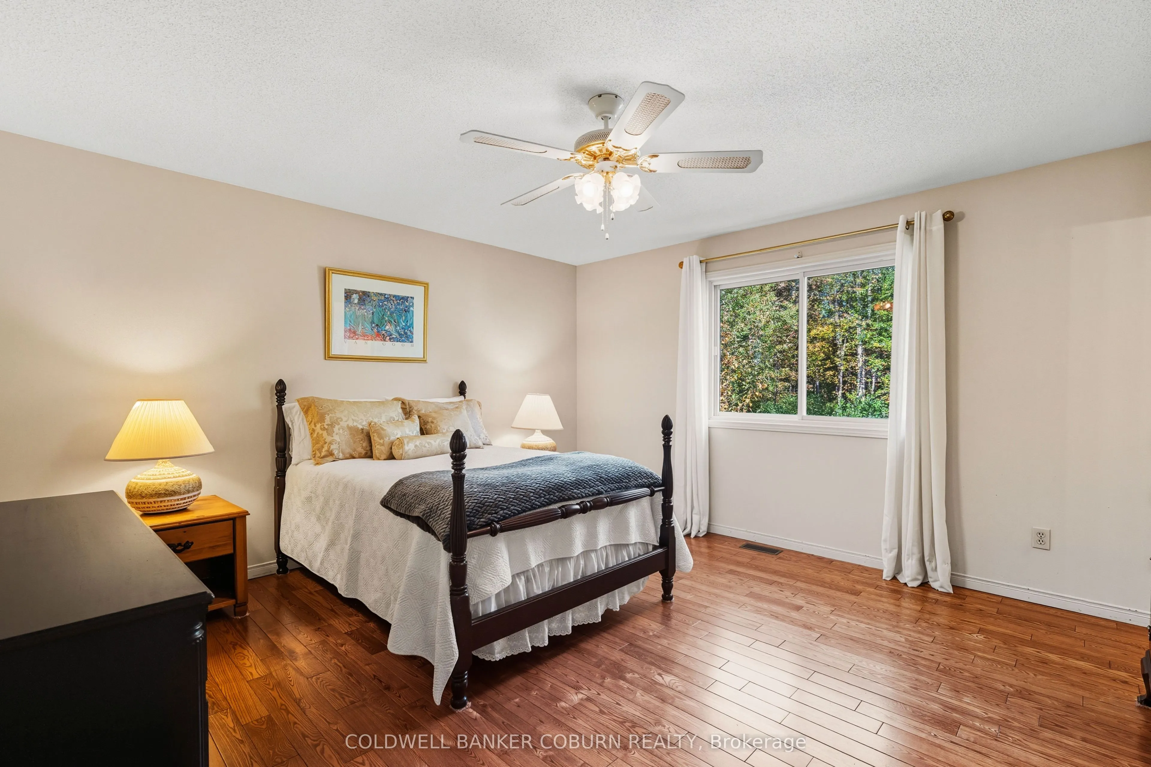 2 Sugar Maple Way