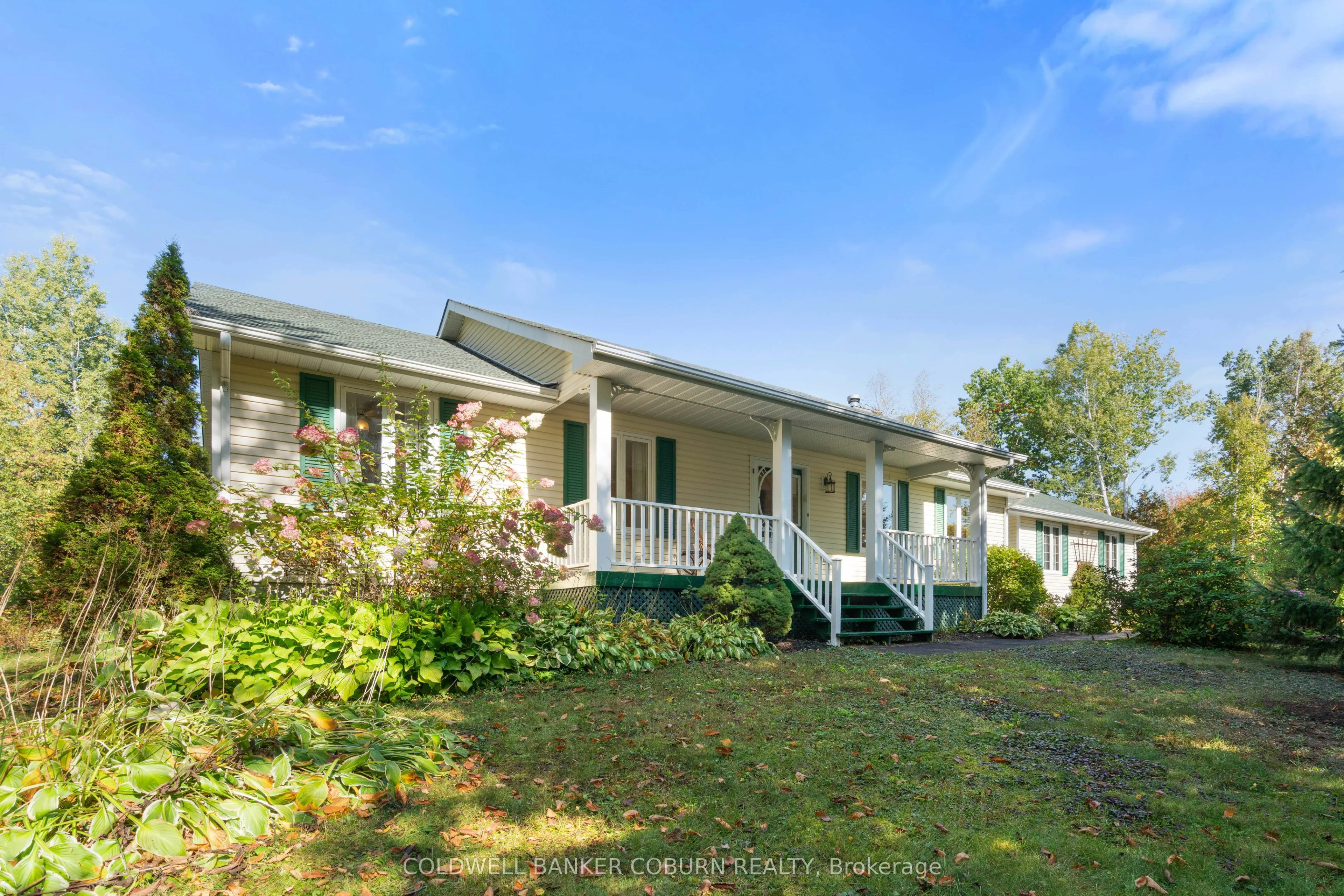 2 Sugar Maple Way
