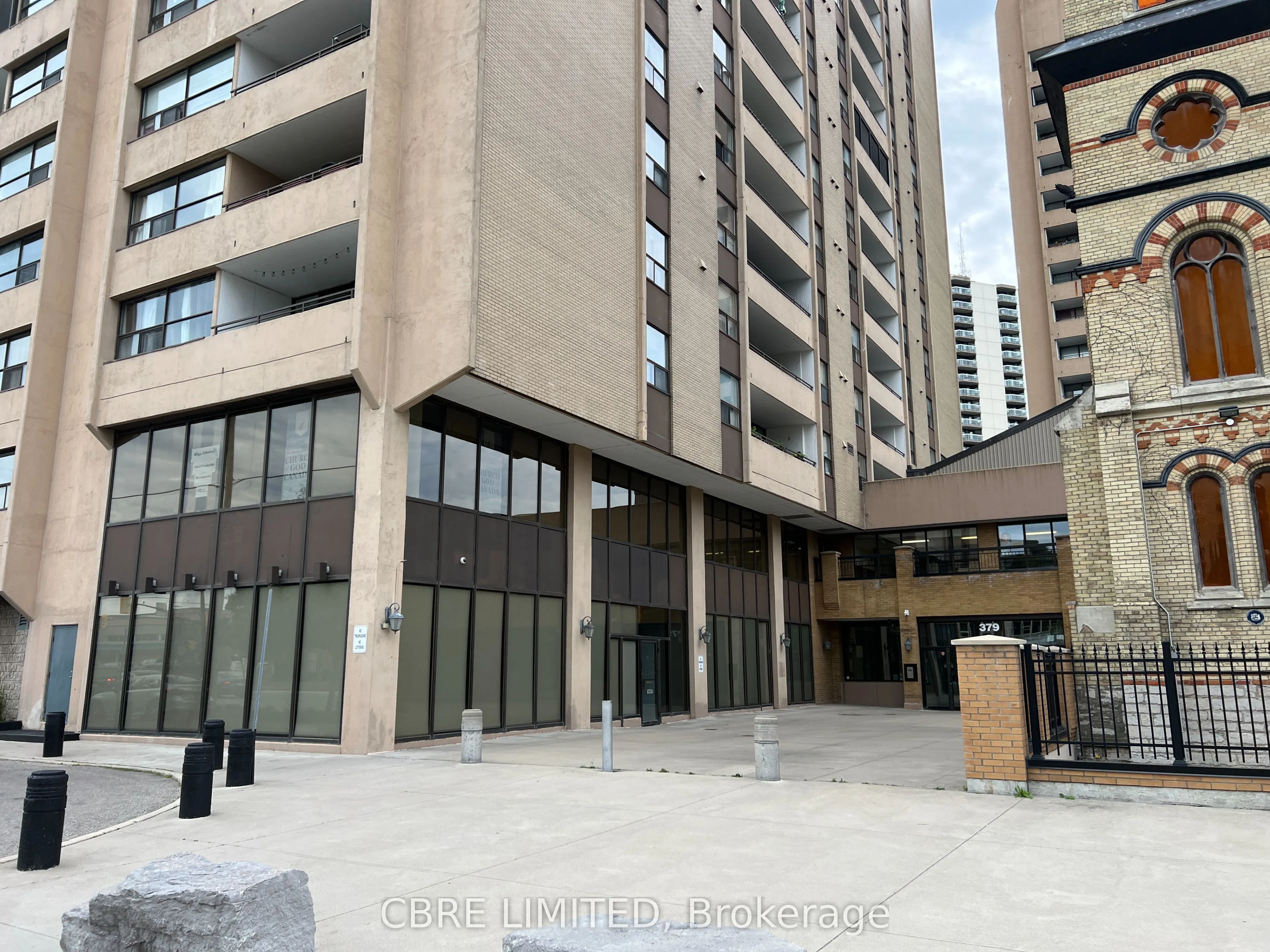 379 Dundas Street, #101-103