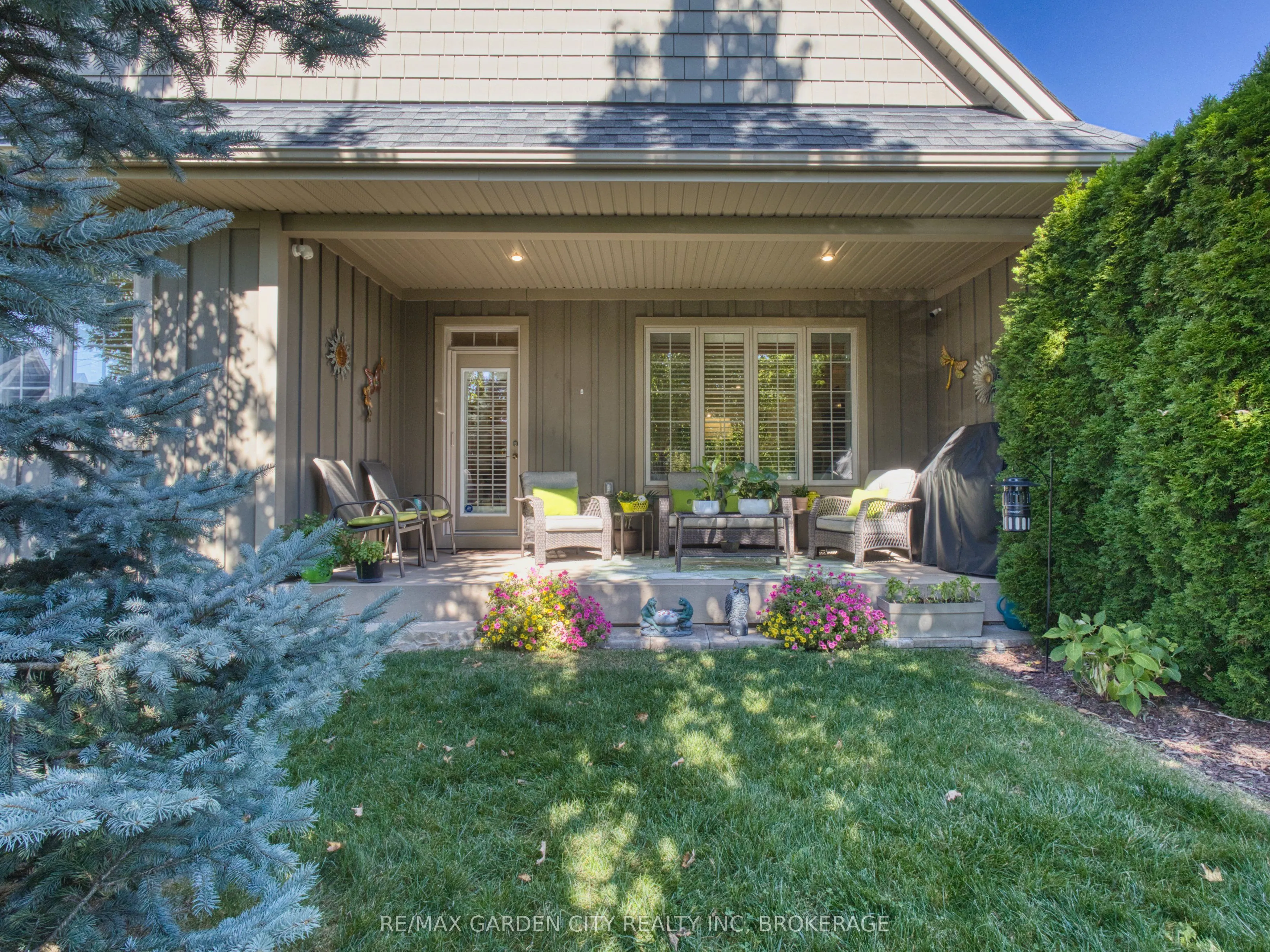215 Vansickle Road, #15