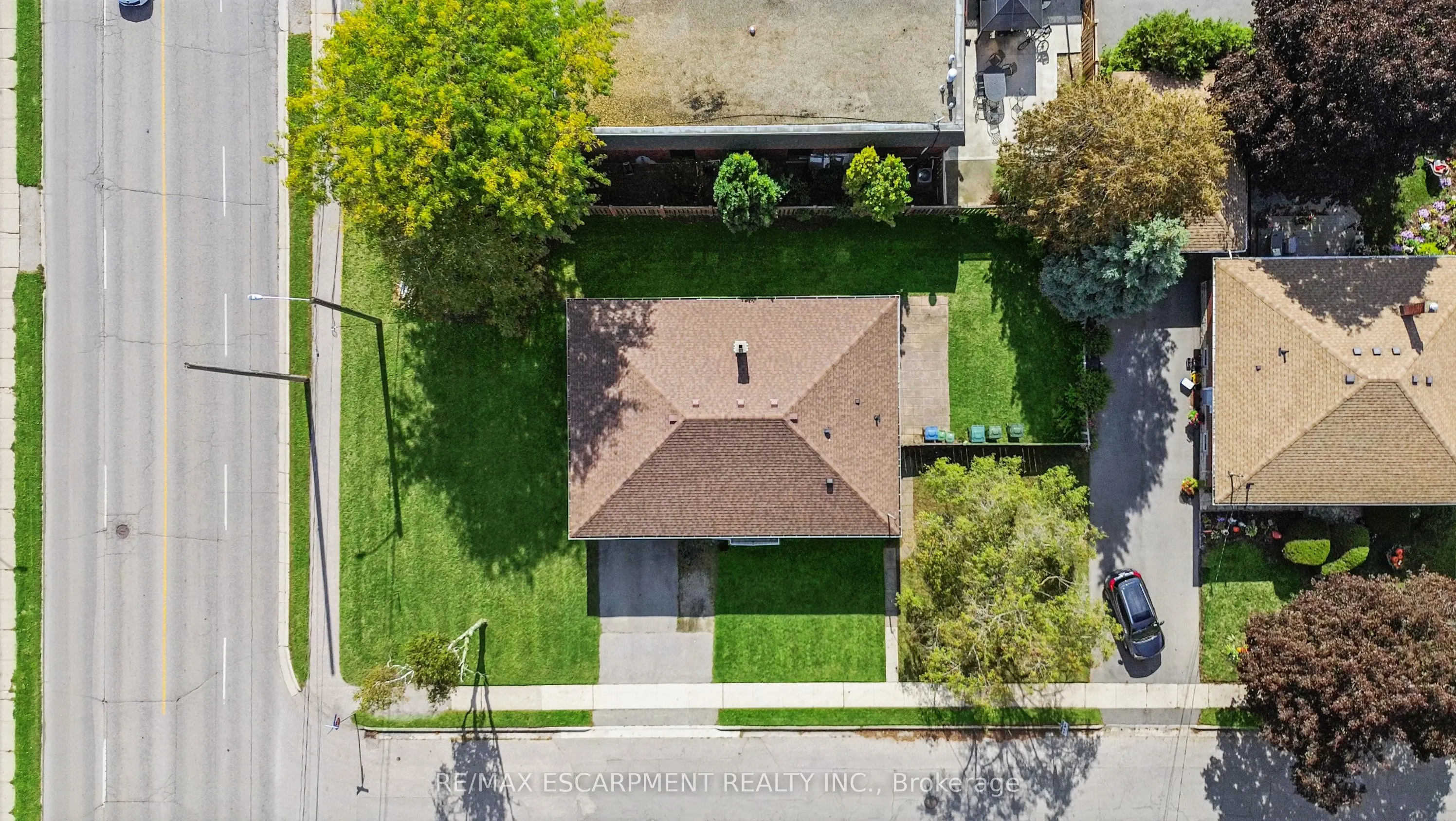 6 Clive Avenue