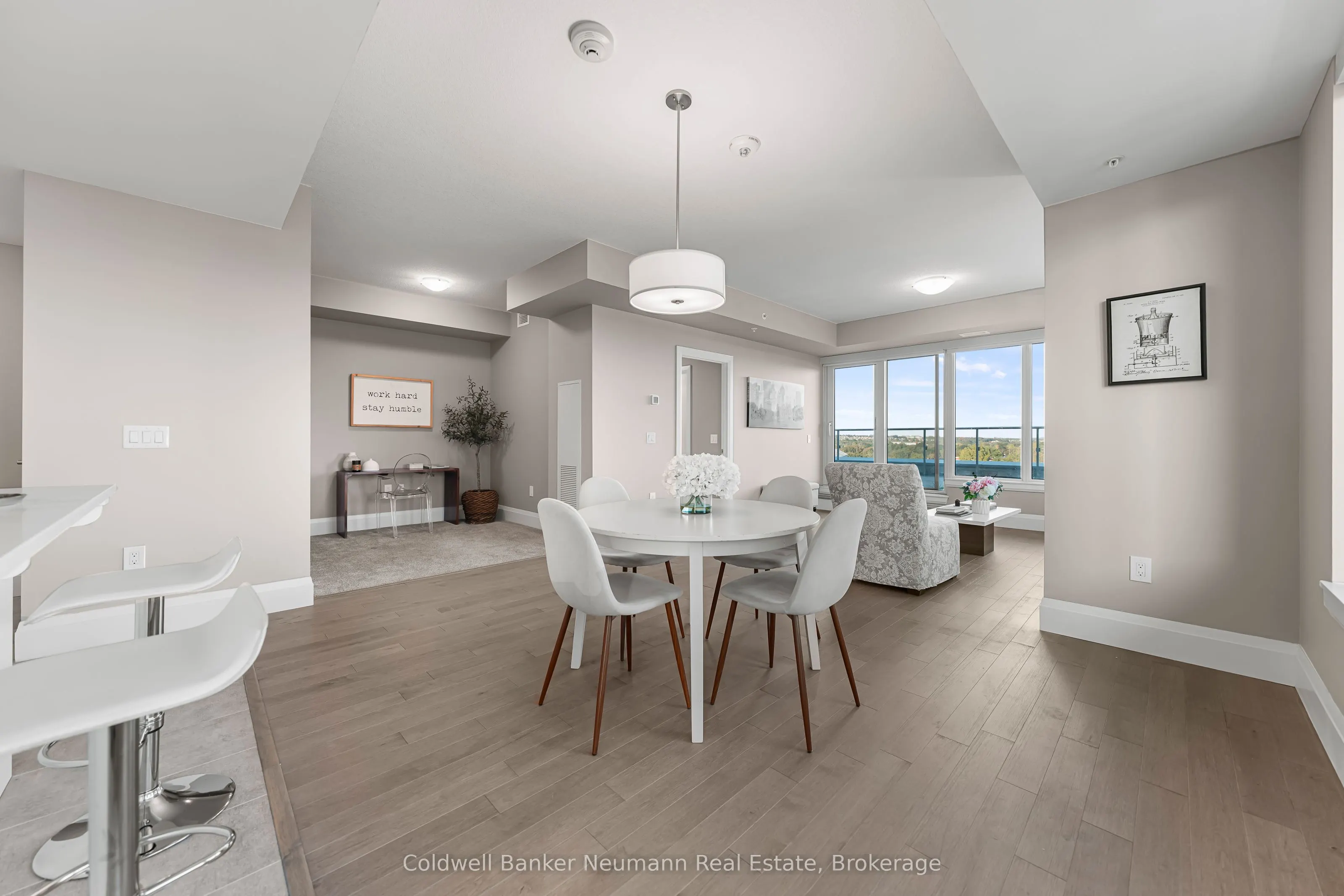 73 Arthur Street, #802