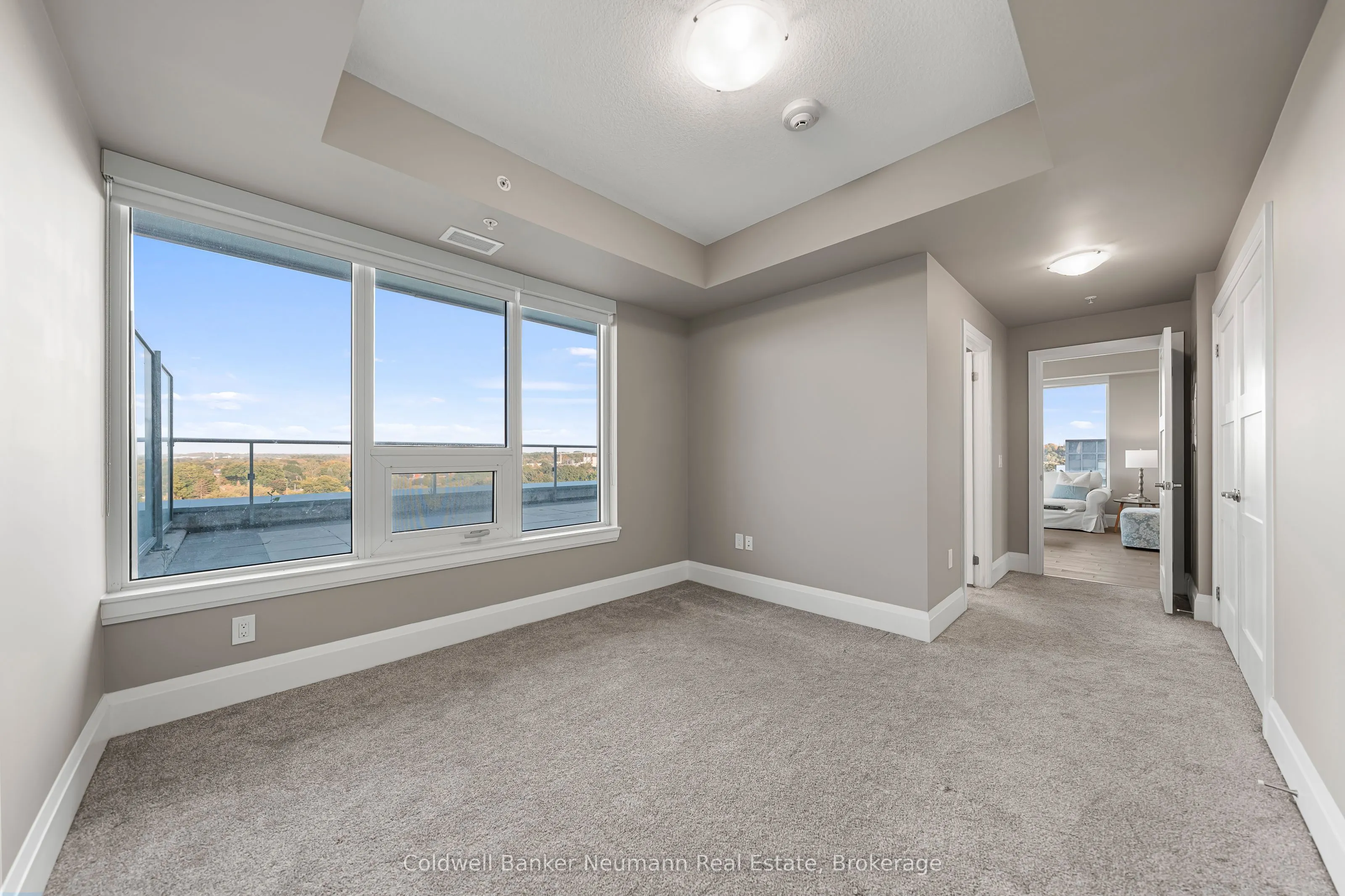 73 Arthur Street, #802