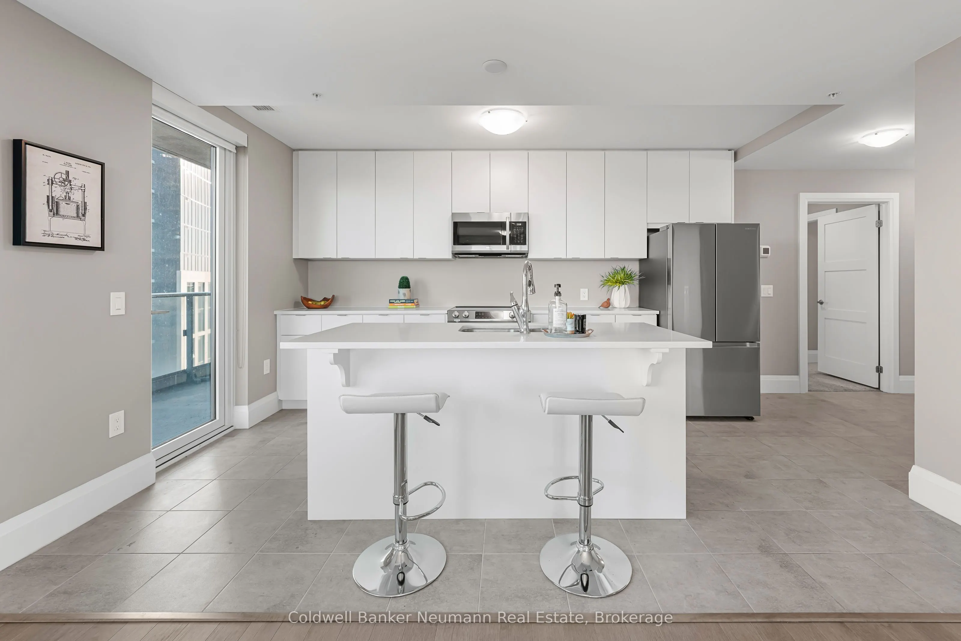 73 Arthur Street, #802