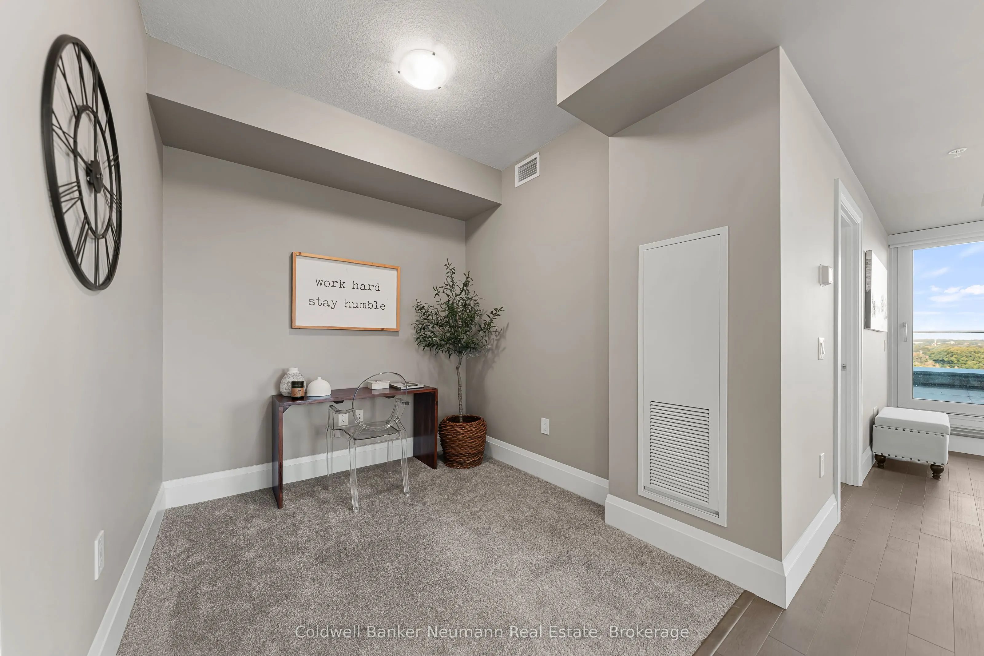 73 Arthur Street, #802