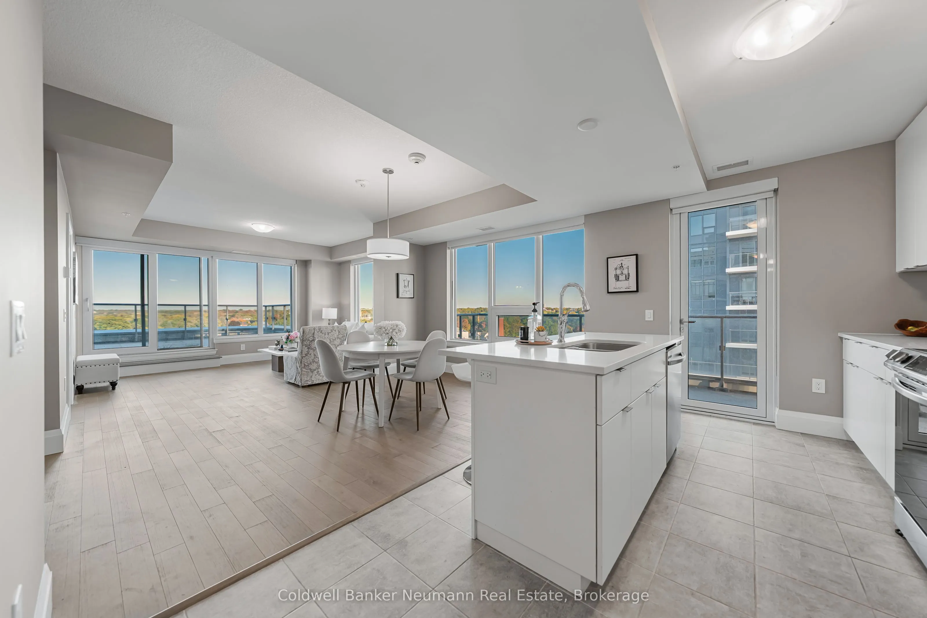 73 Arthur Street, #802