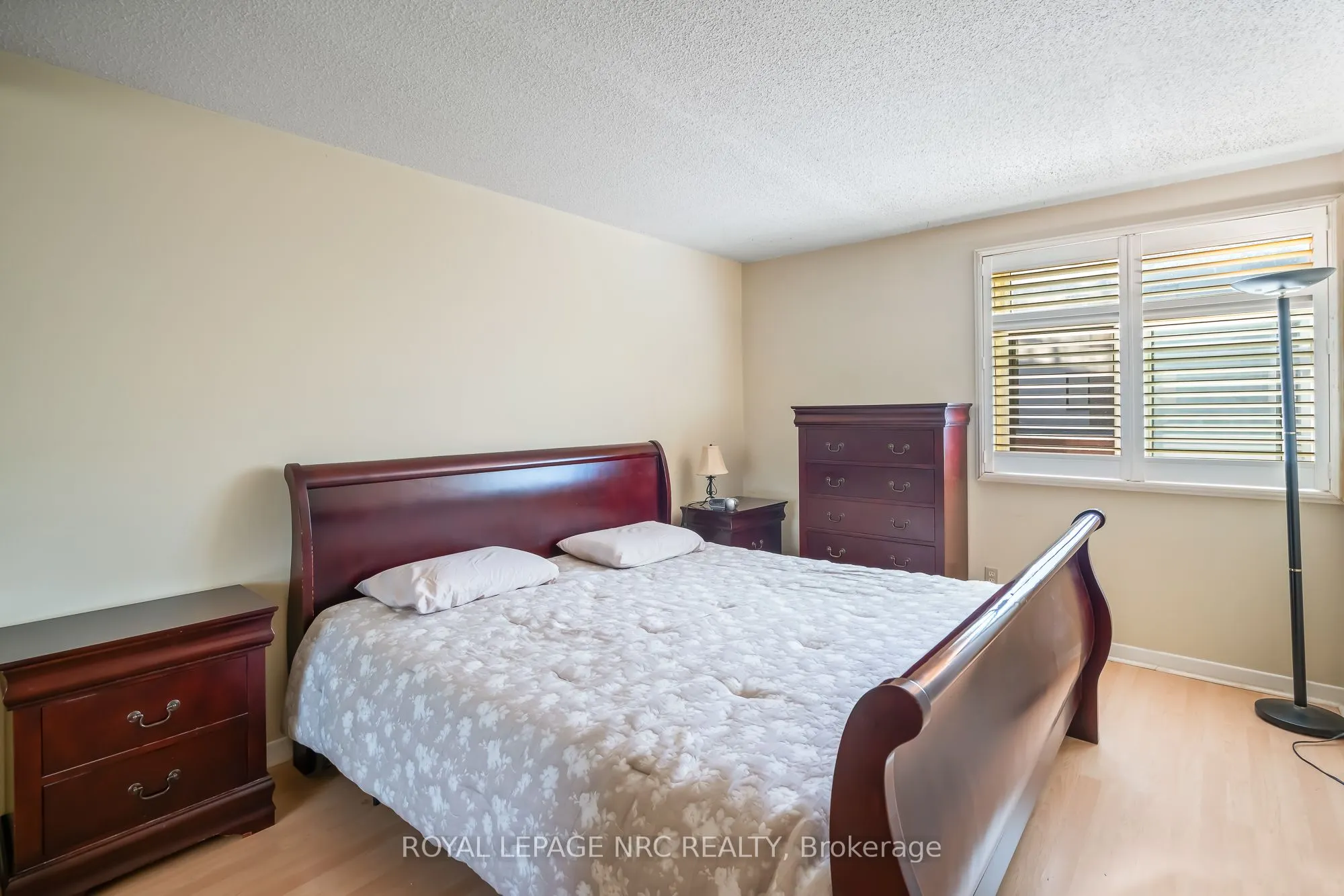 276 Oakdale Avenue, #201