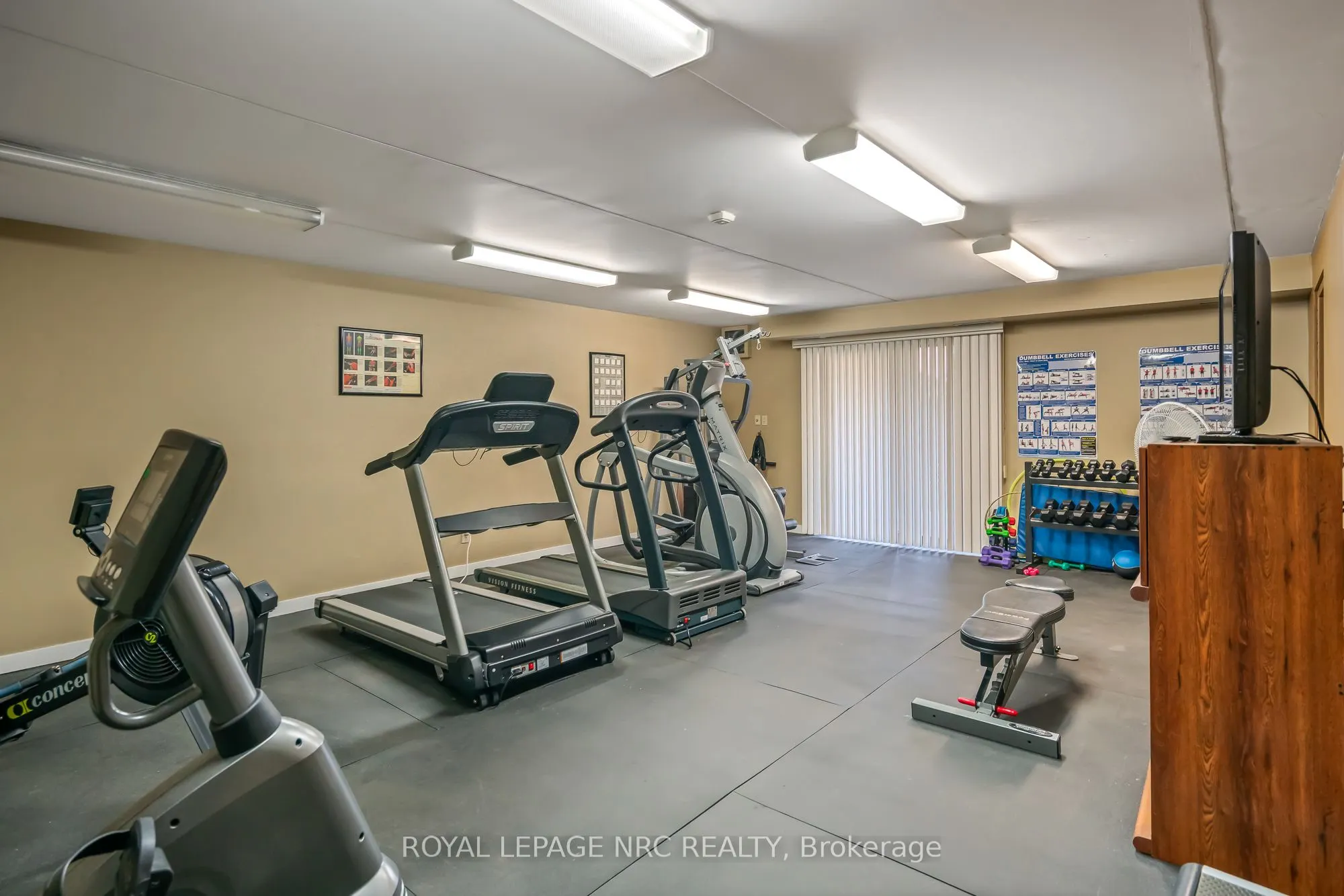 276 Oakdale Avenue, #201