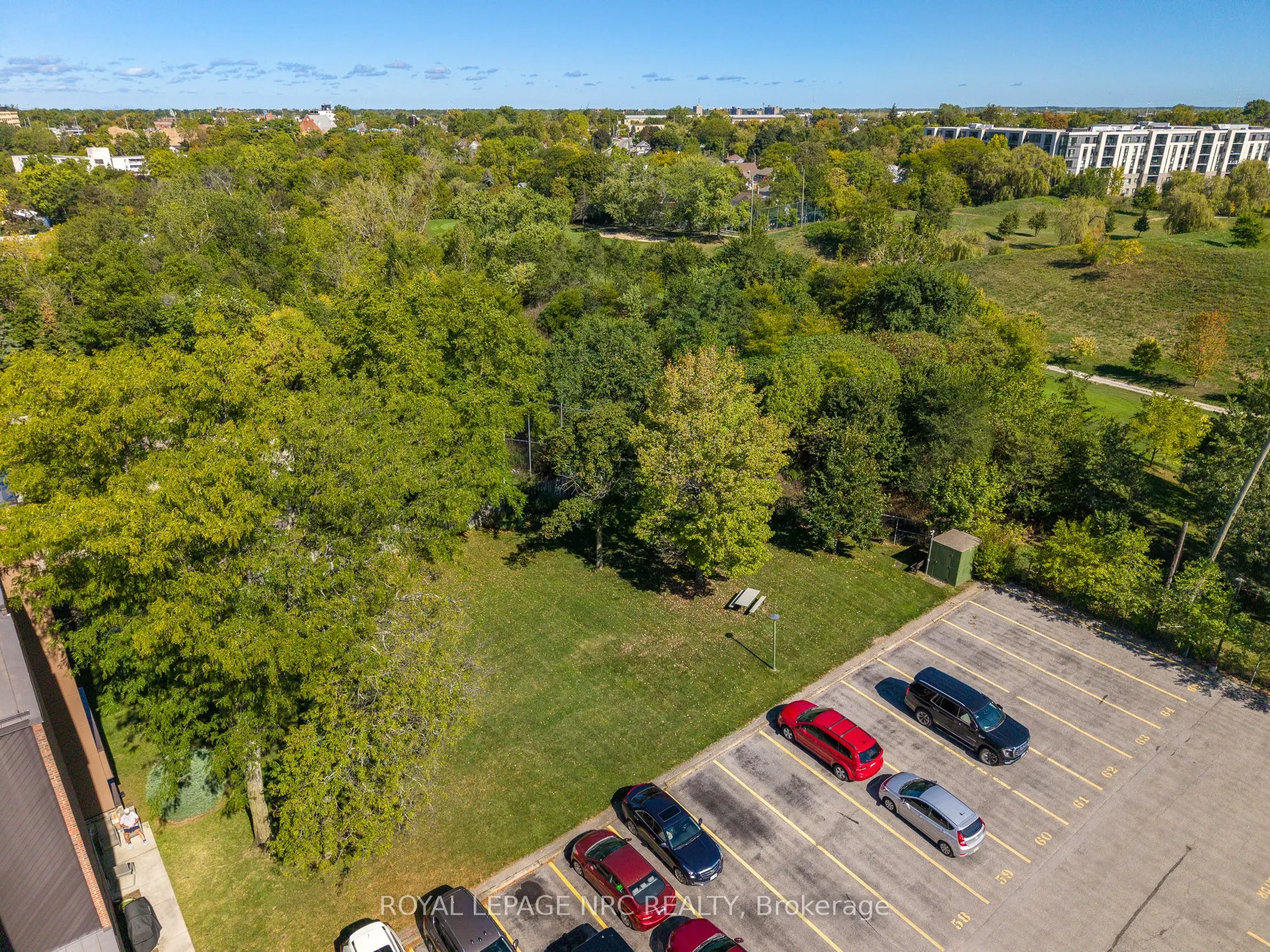 276 Oakdale Avenue, #201
