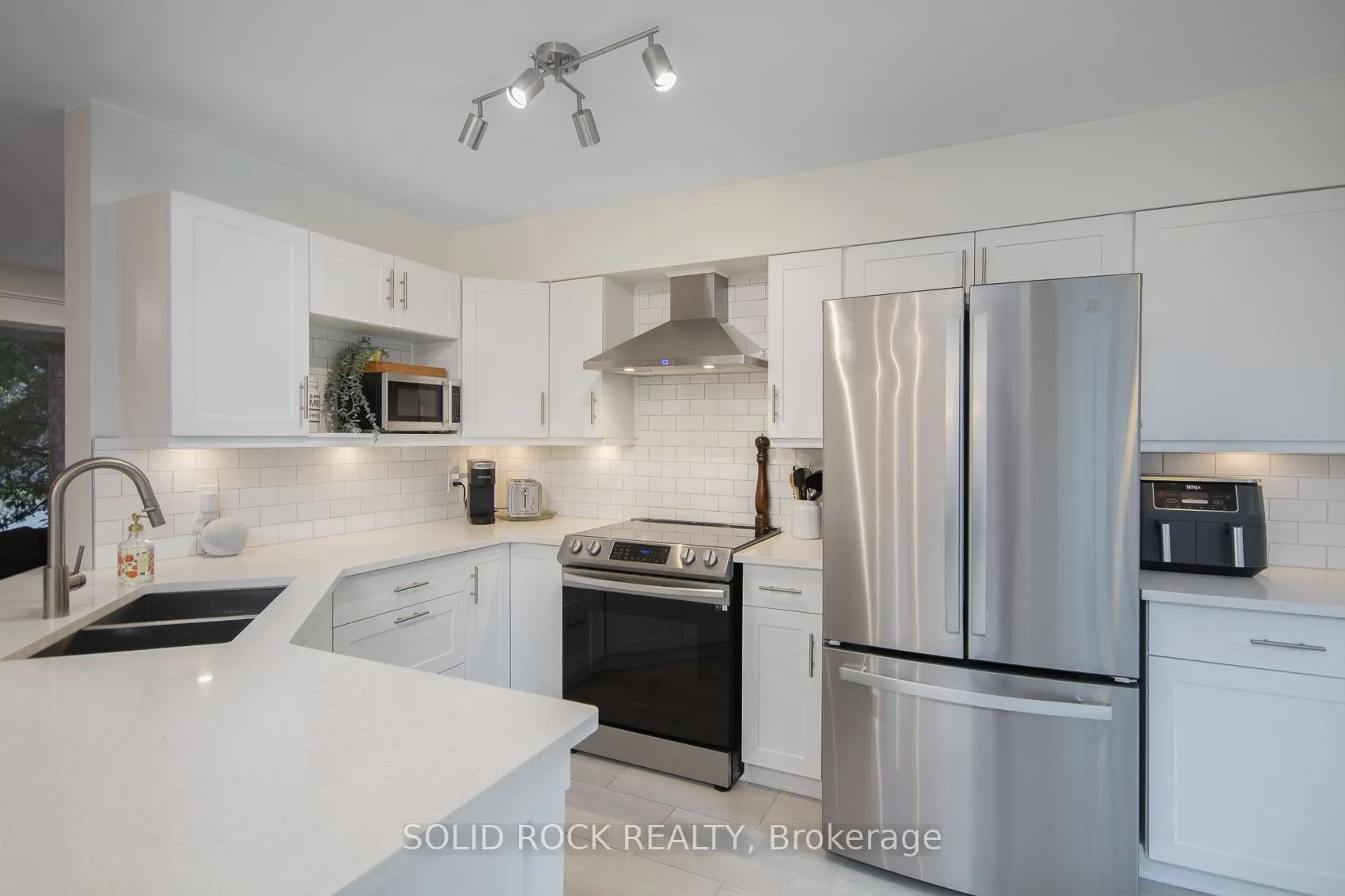 119 Kincardine Drive