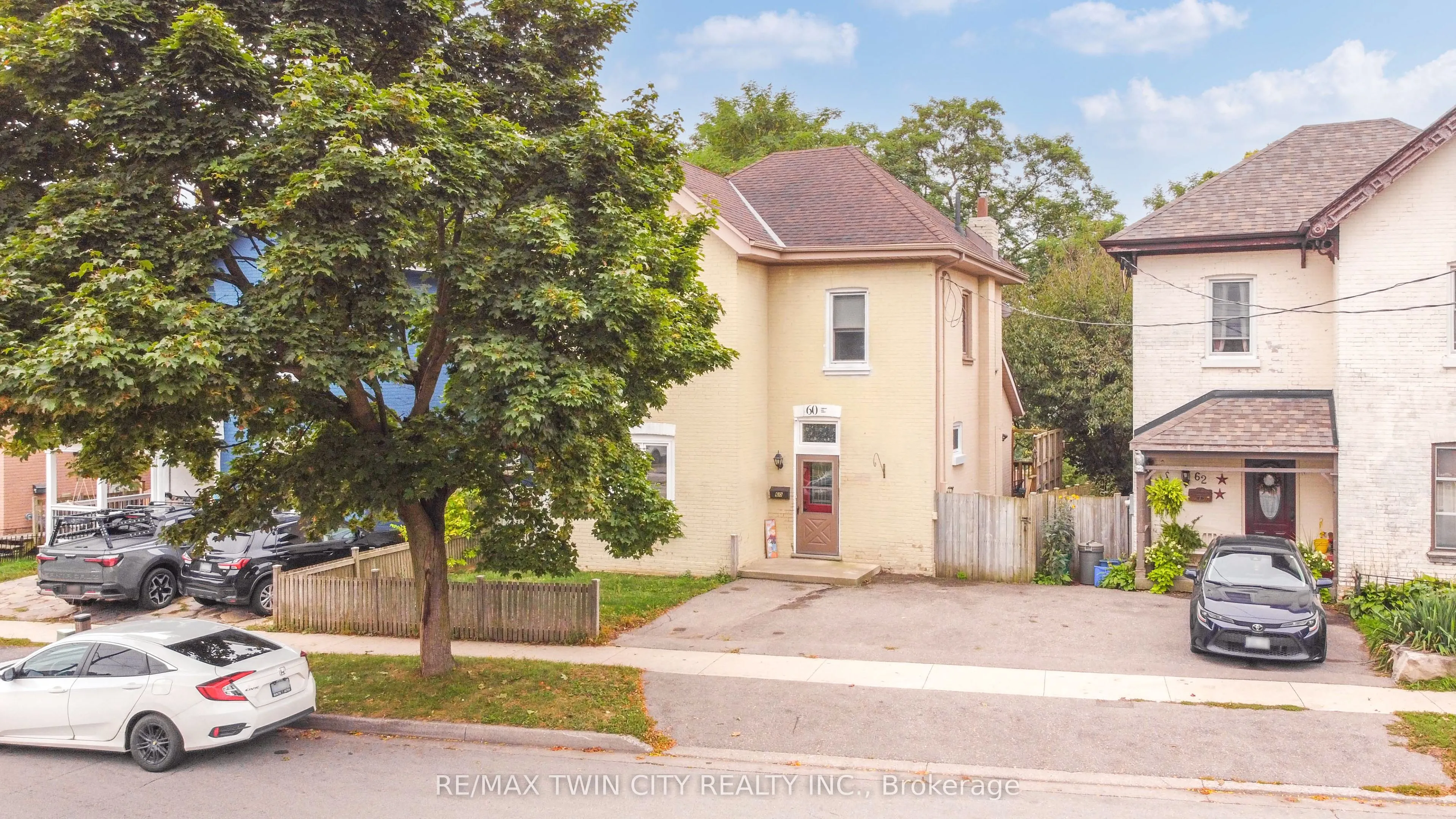 60 Terrace Hill Street