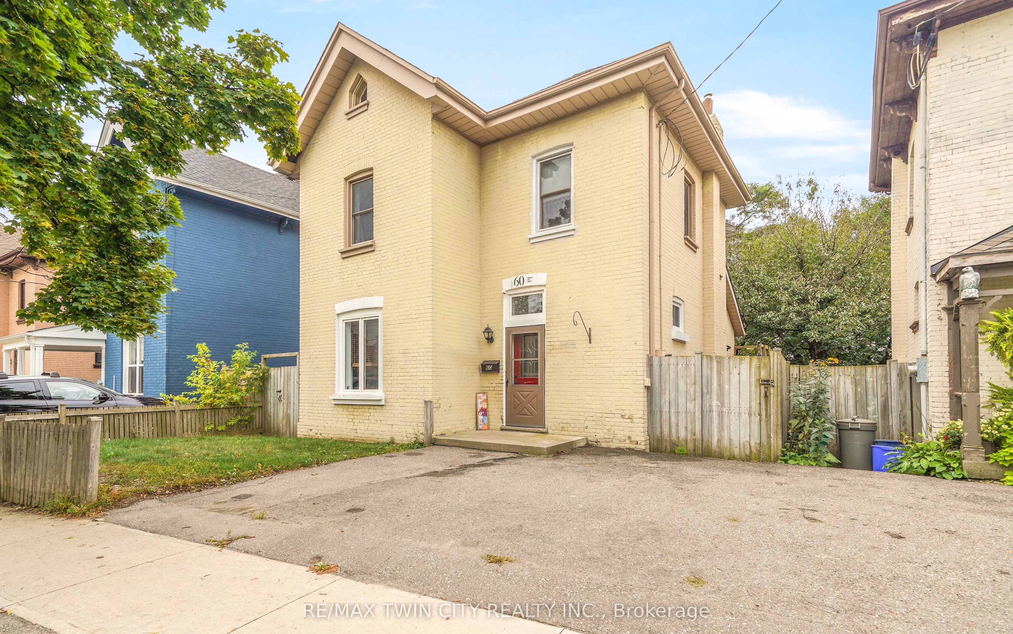 60 Terrace Hill Street