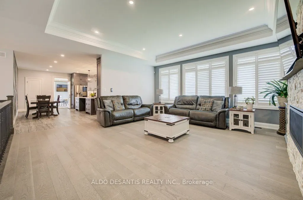 1211 Woodburn Road