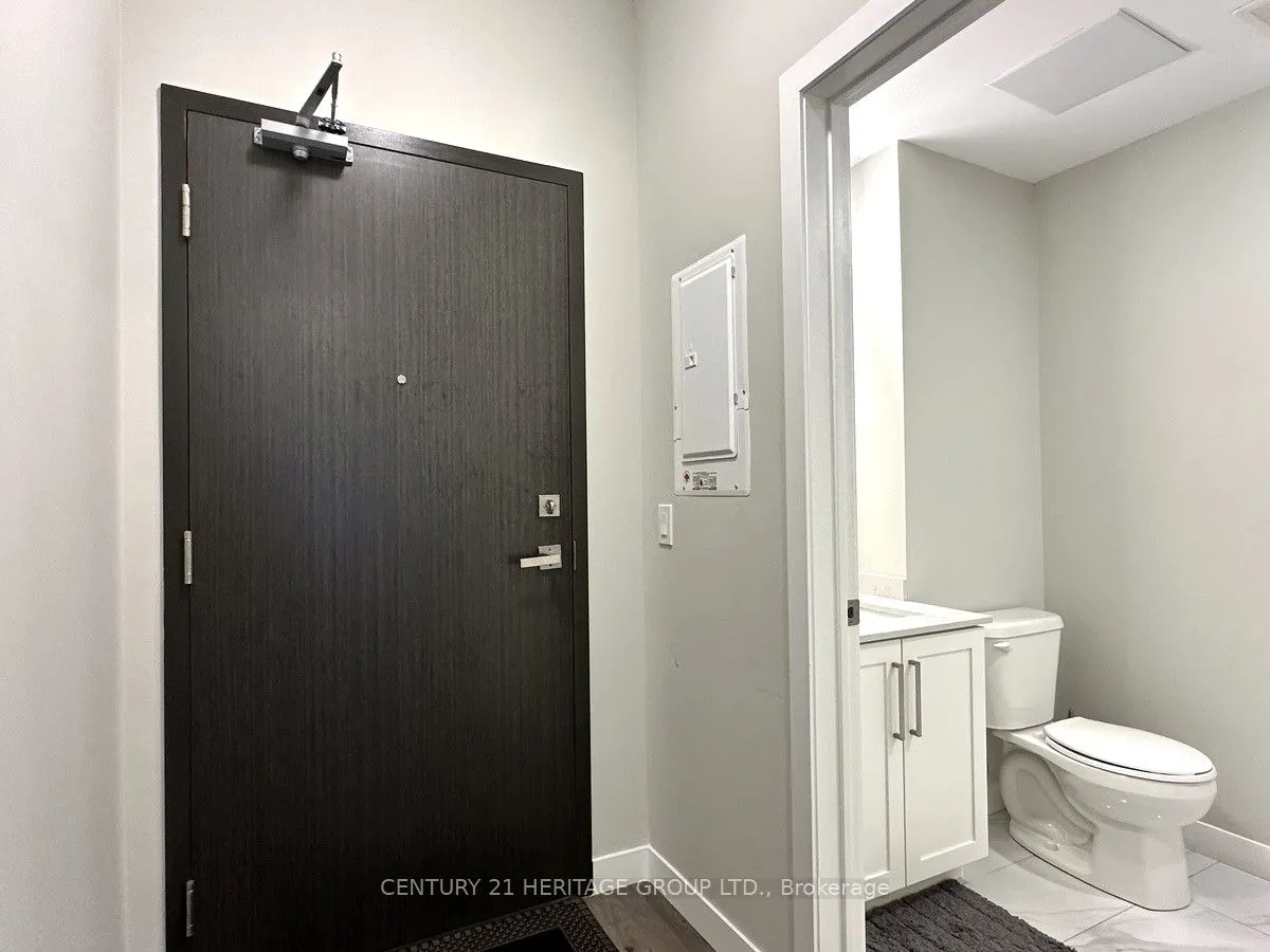 15 Queen Street S, #2103
