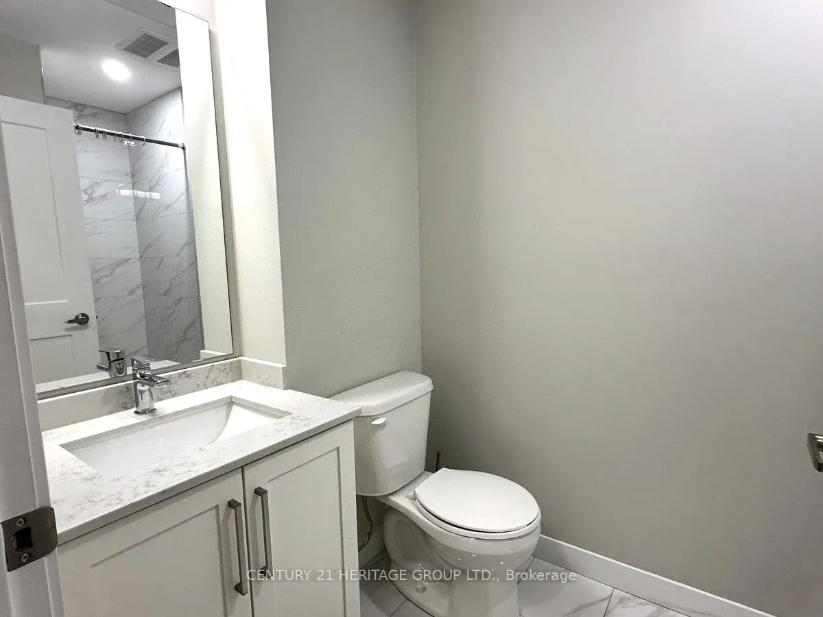 15 Queen Street S, #2103
