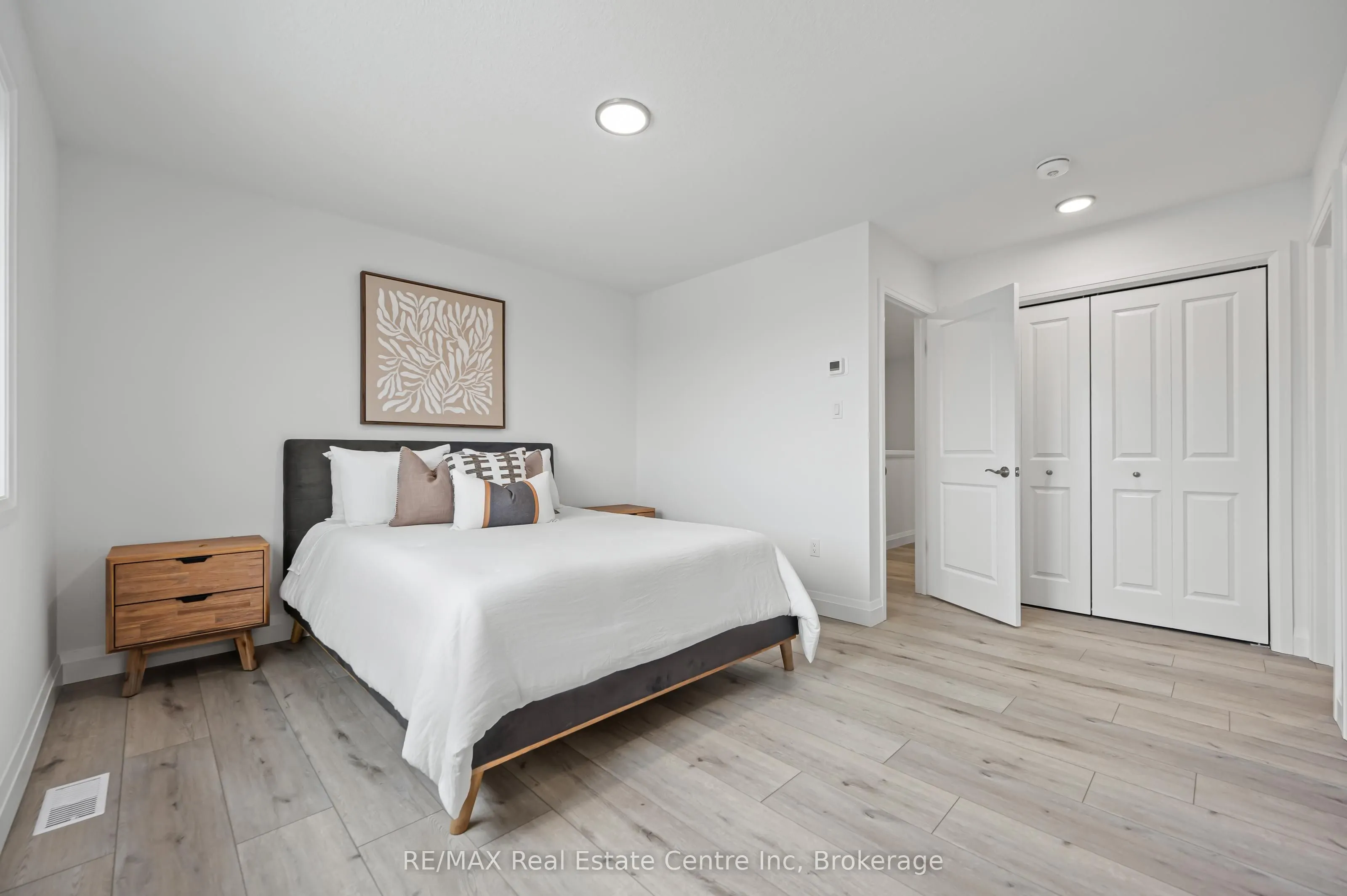 182 Bridge Crescent, #9