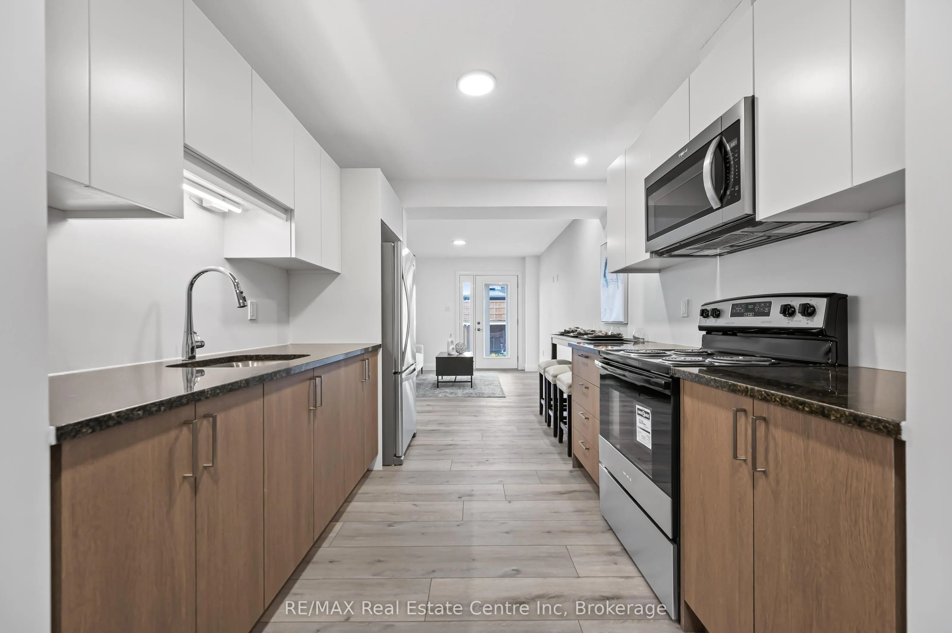 182 Bridge Crescent, #9