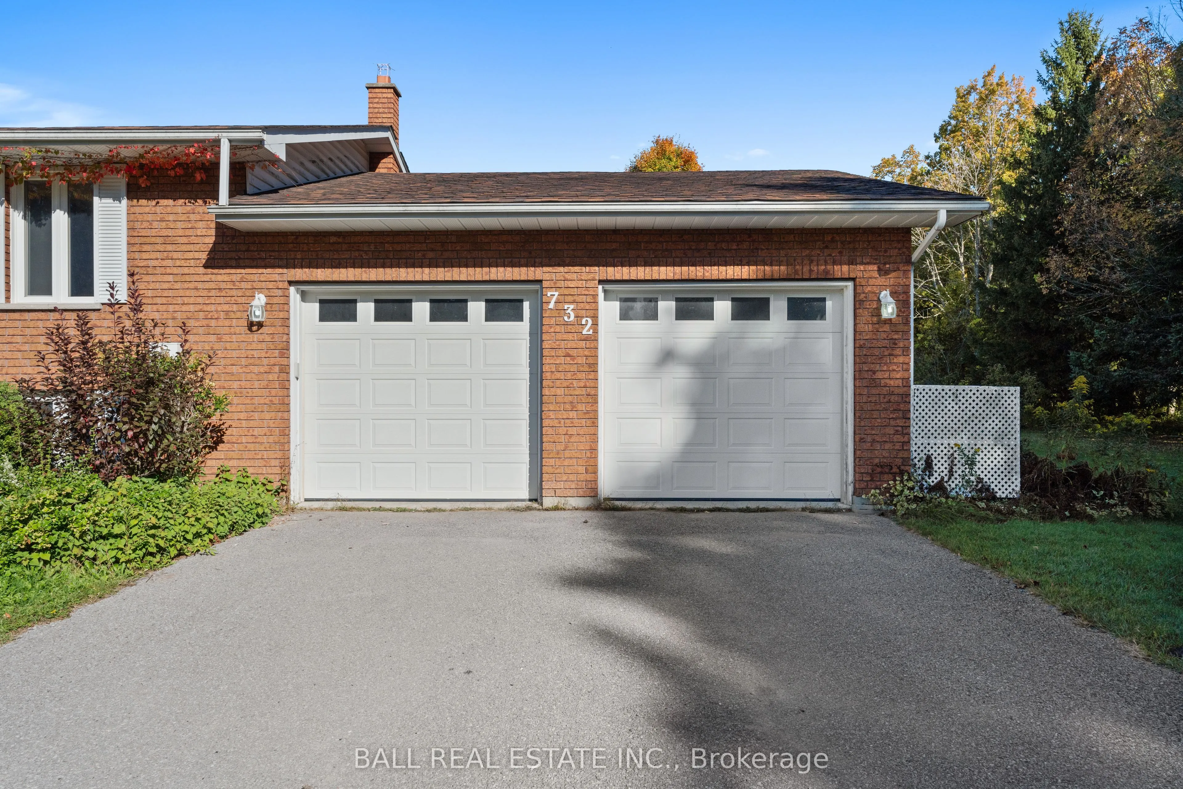 732 Ford Crescent