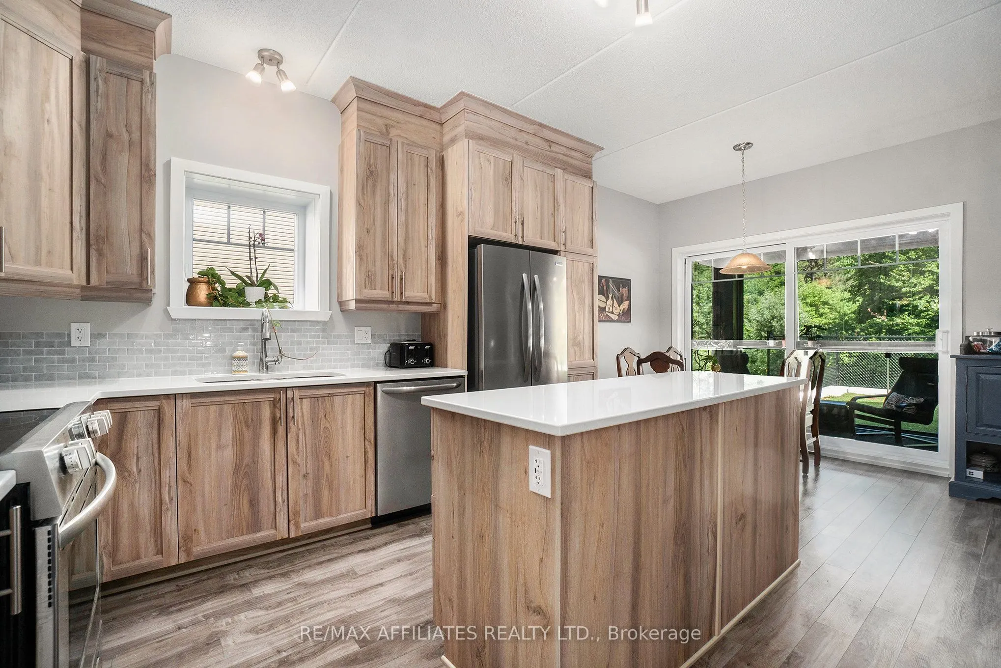 99 St-Moritz Trail, #401