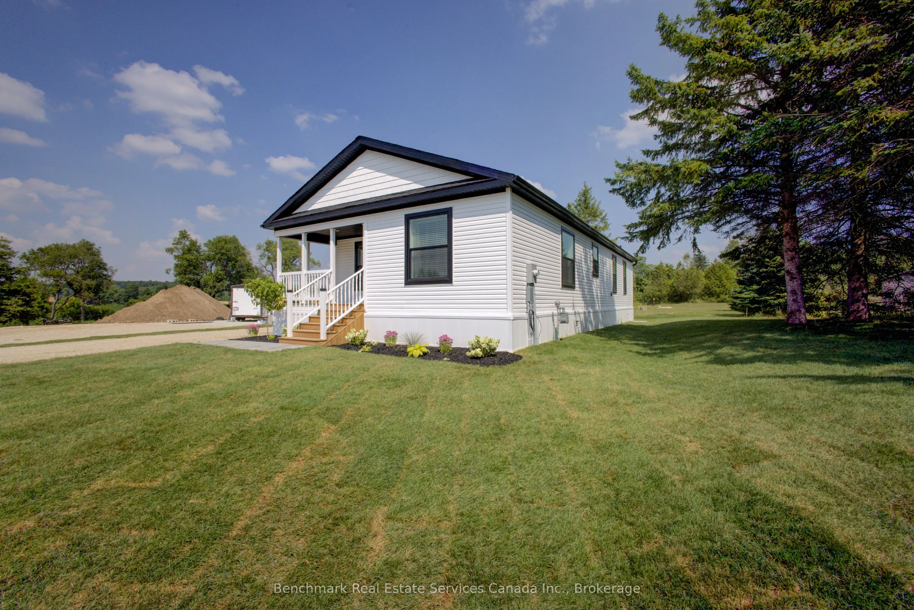 212 SPRUCE Drive