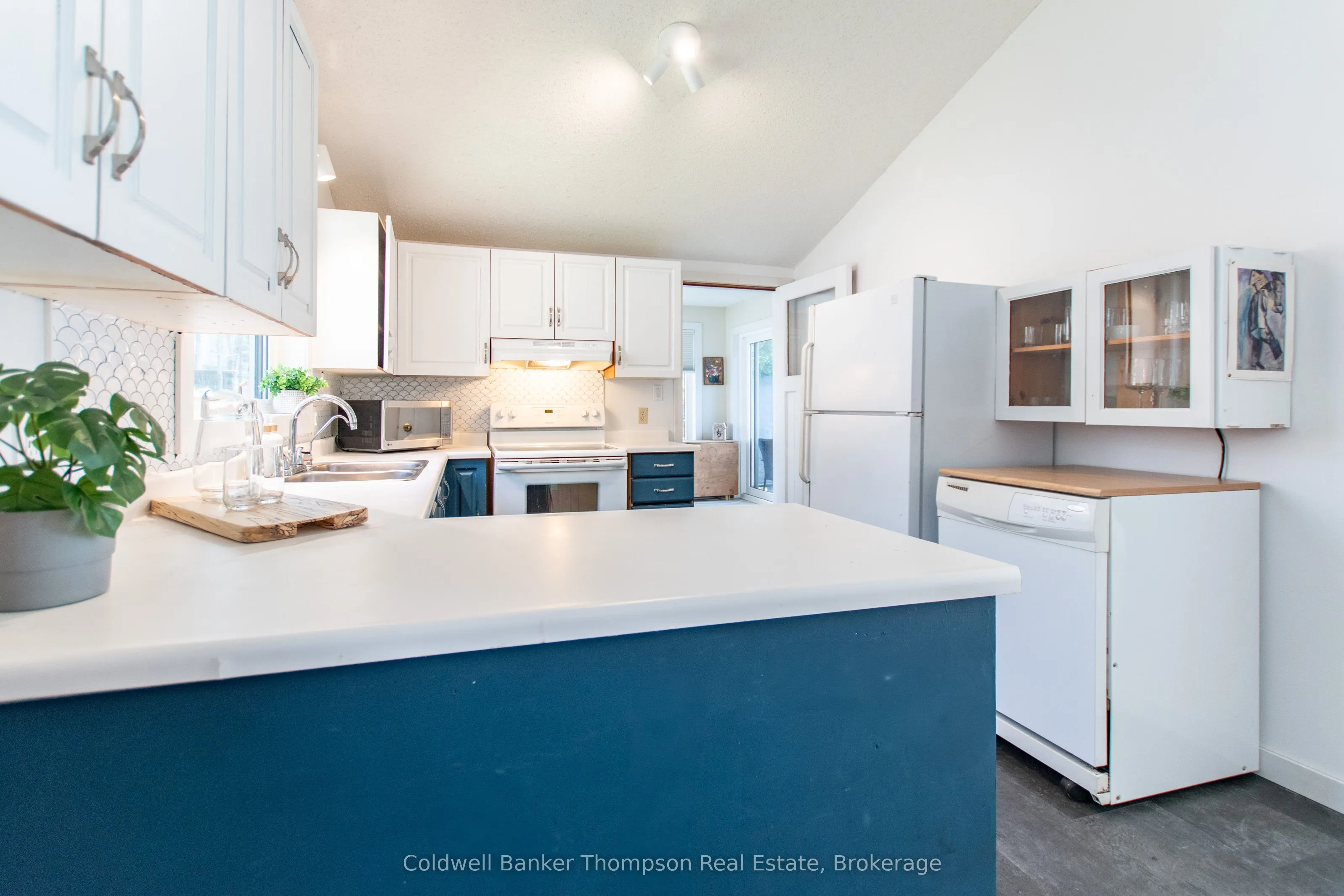 810 East Waseosa Lake Road