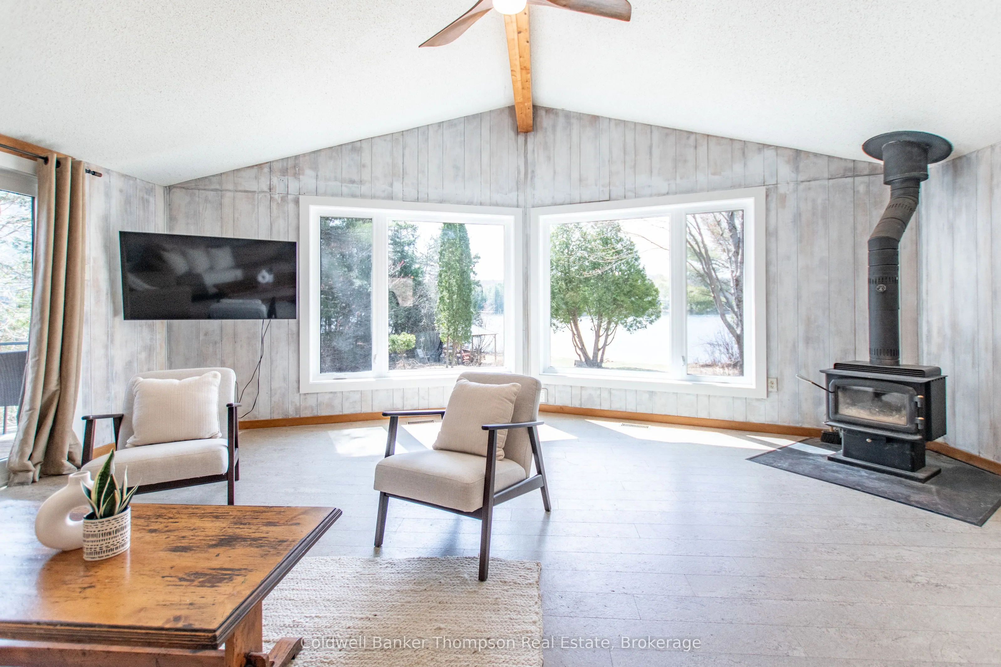 810 East Waseosa Lake Road