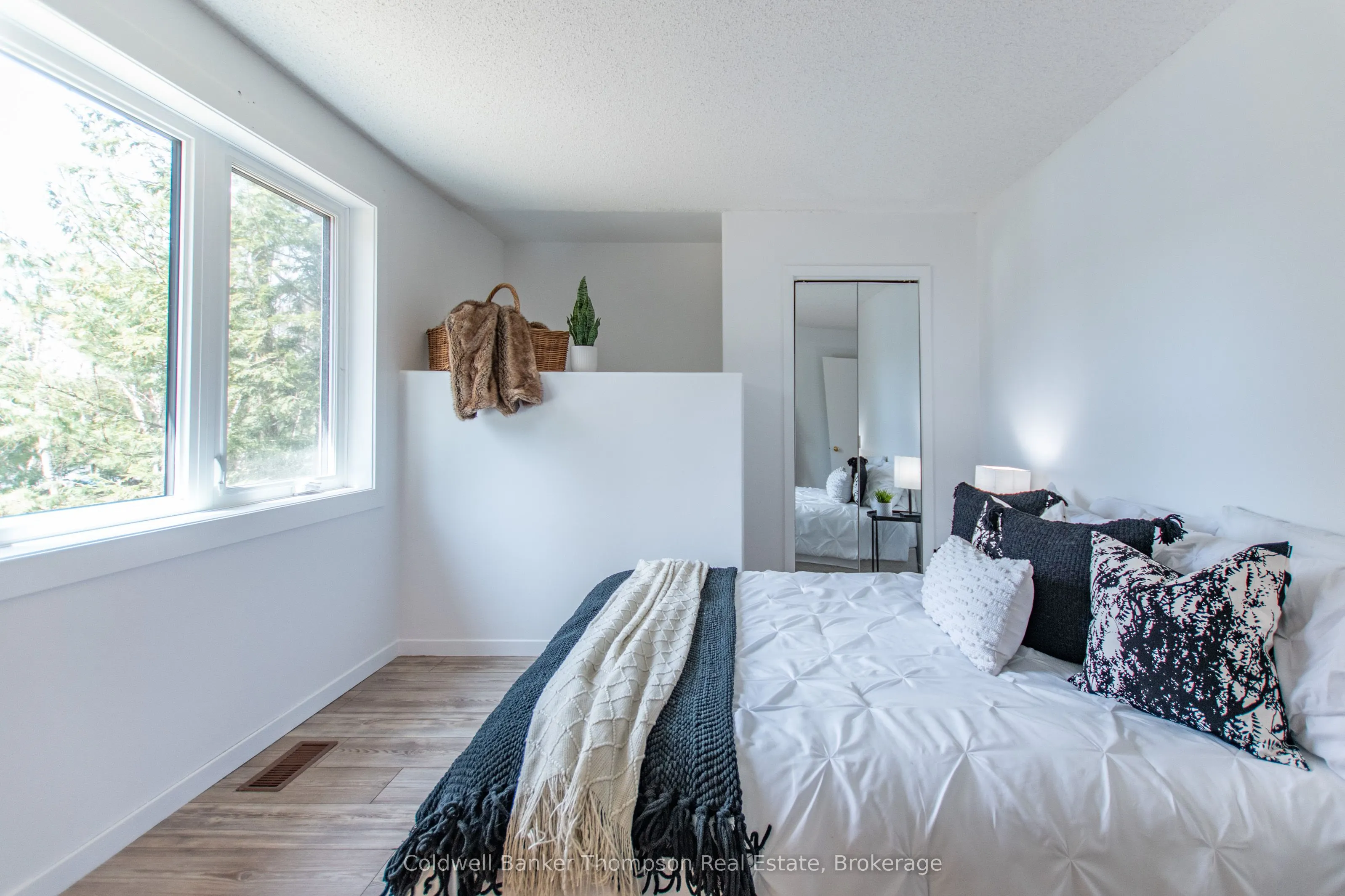 810 East Waseosa Lake Road
