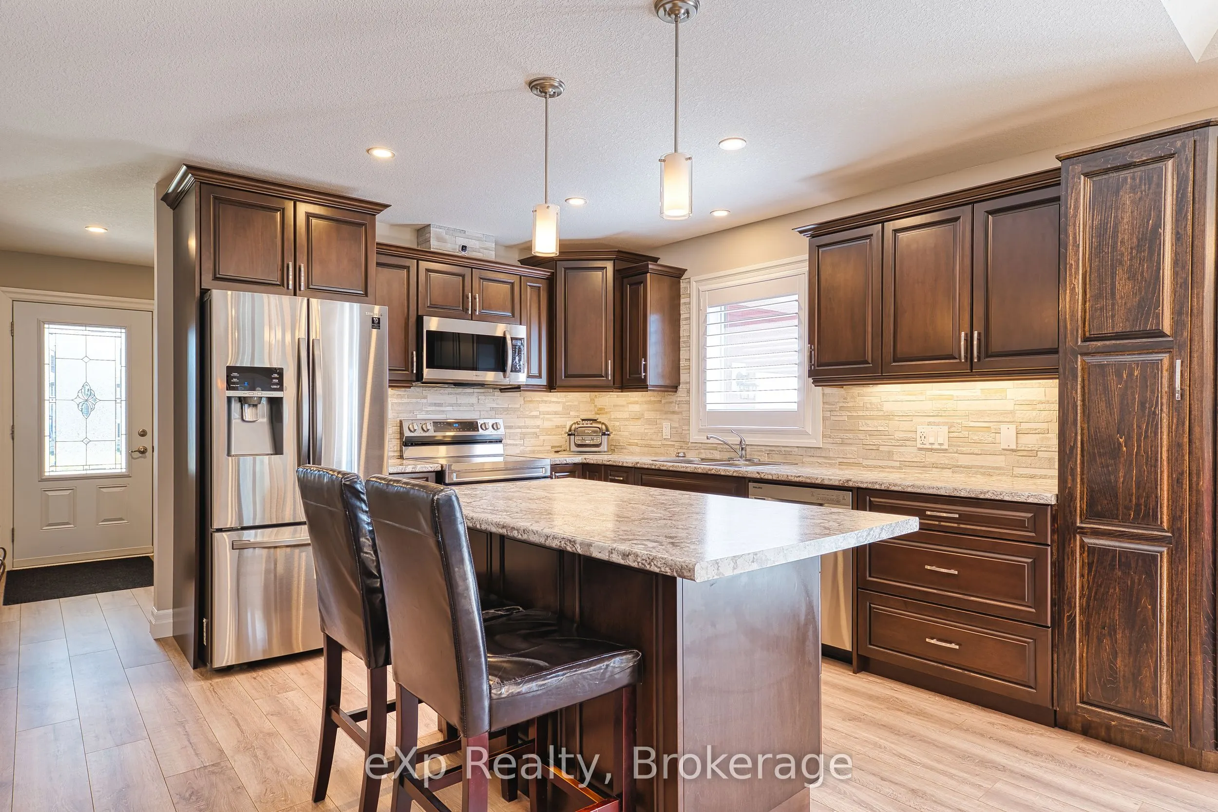 85 Huron Heights Drive