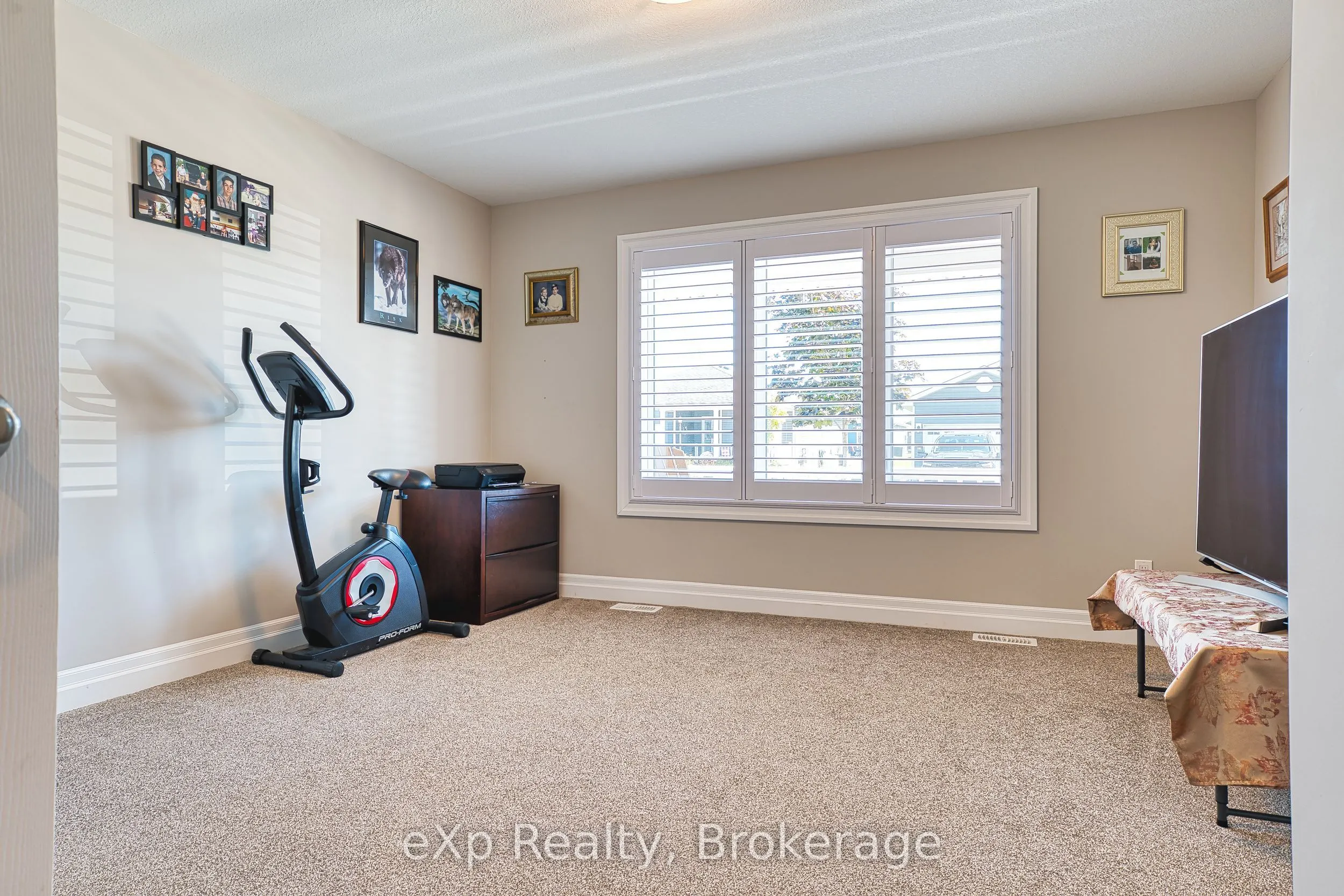 85 Huron Heights Drive