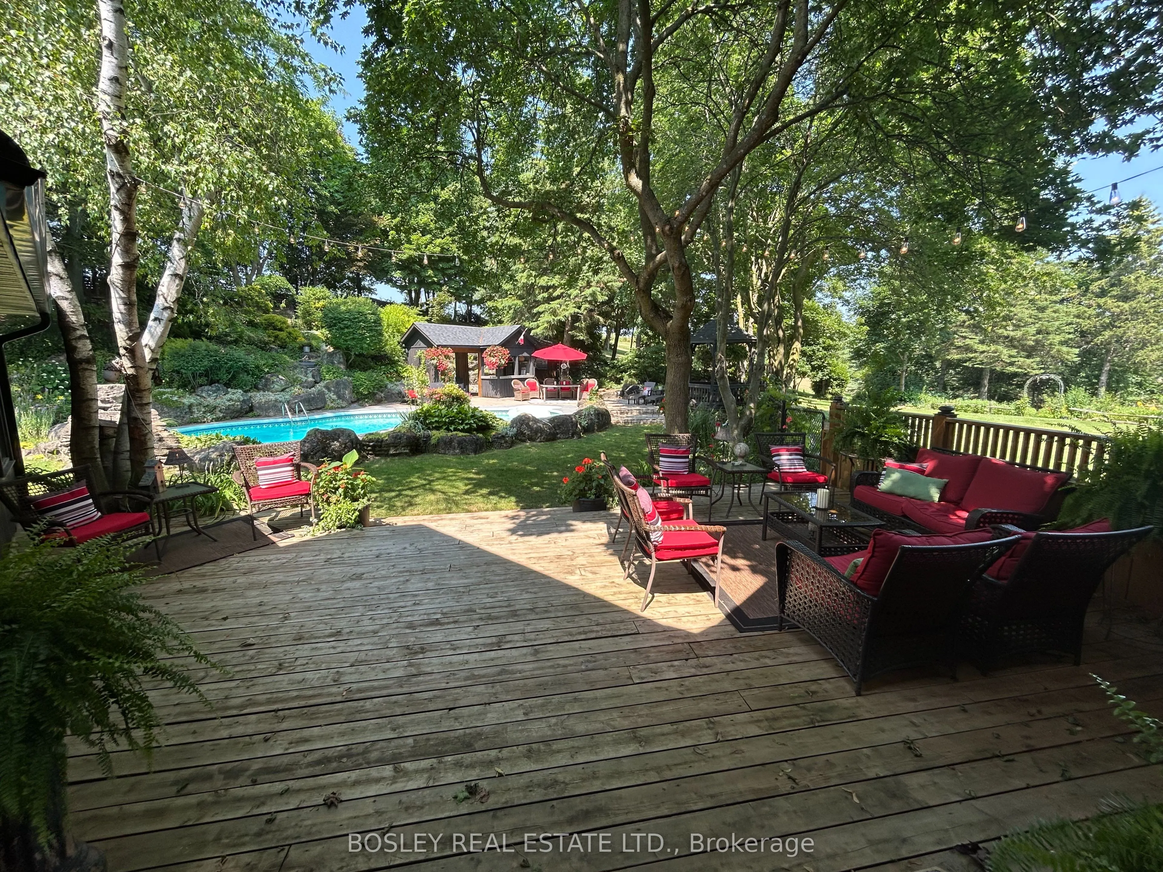 16 Bayberry Road