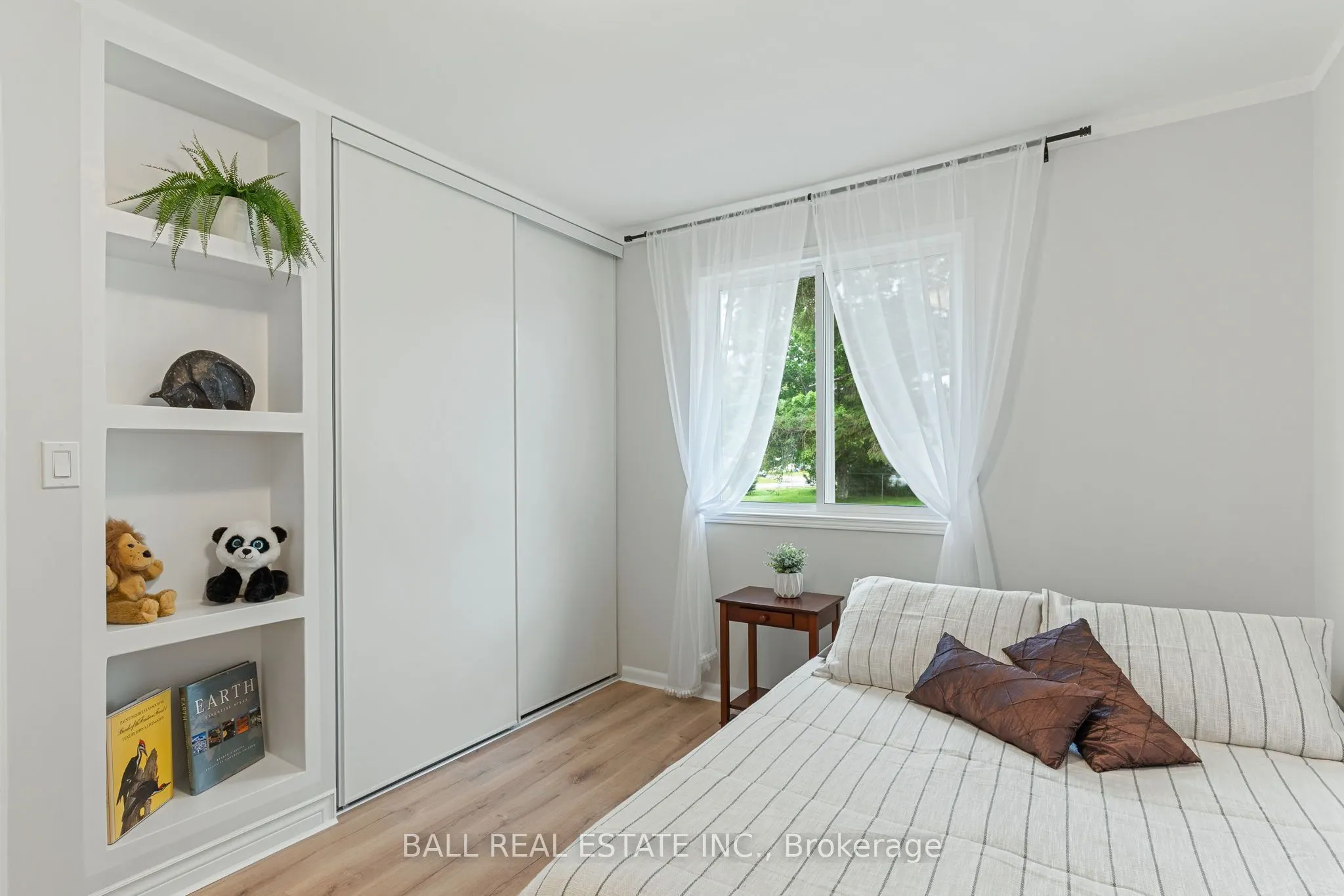 3 Larch Street