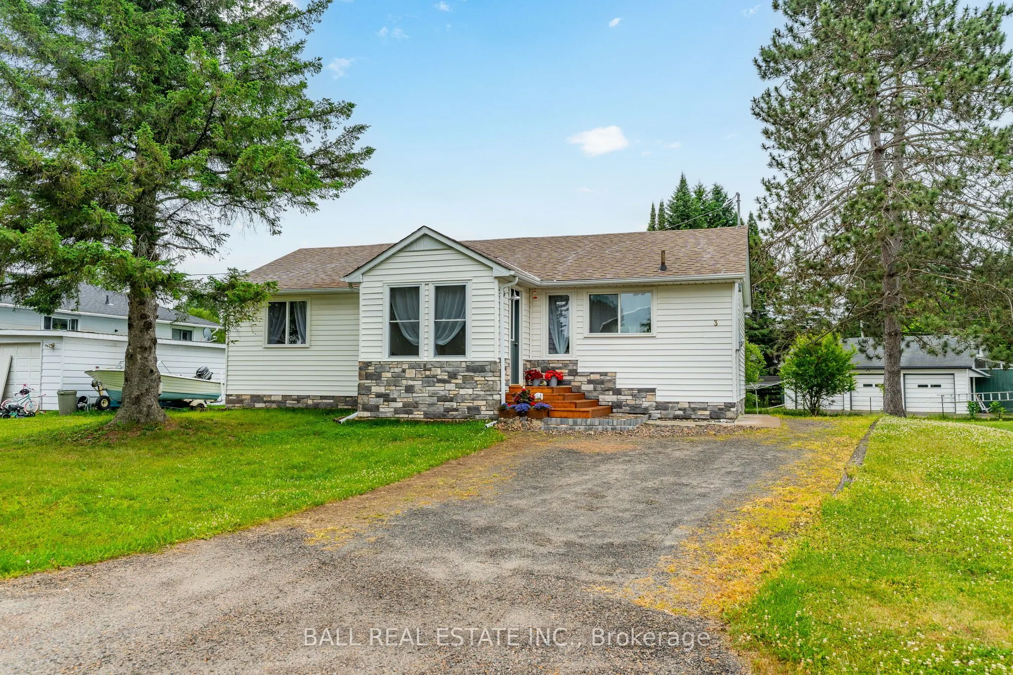 3 Larch Street