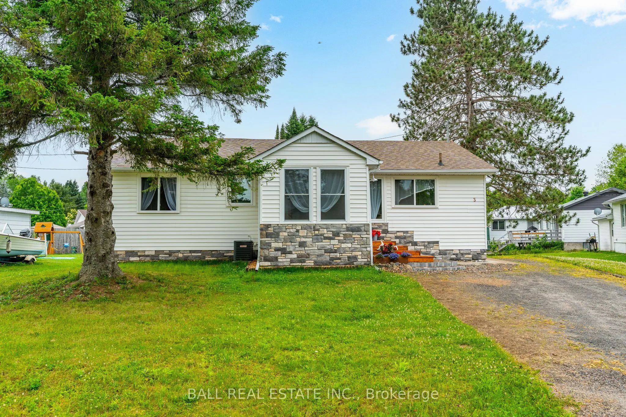 3 Larch Street