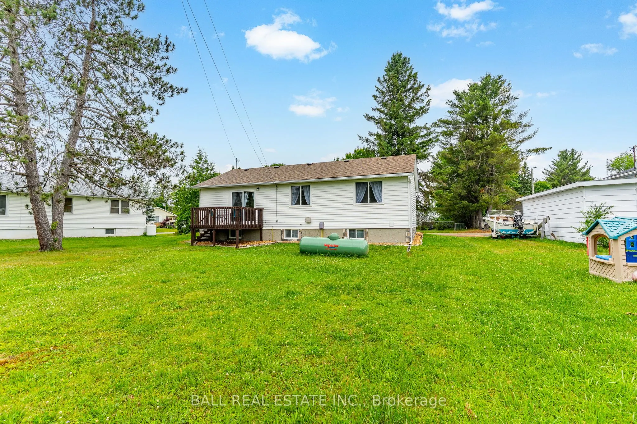 3 Larch Street