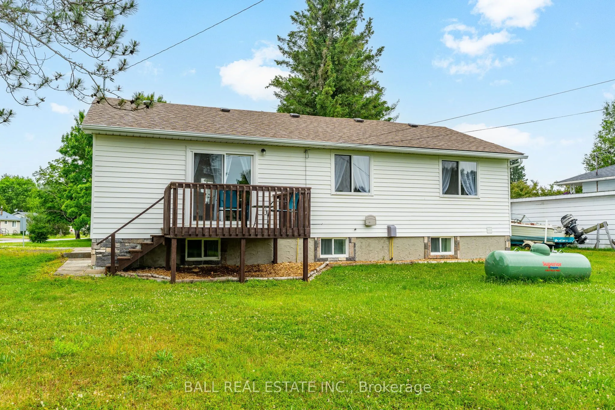 3 Larch Street