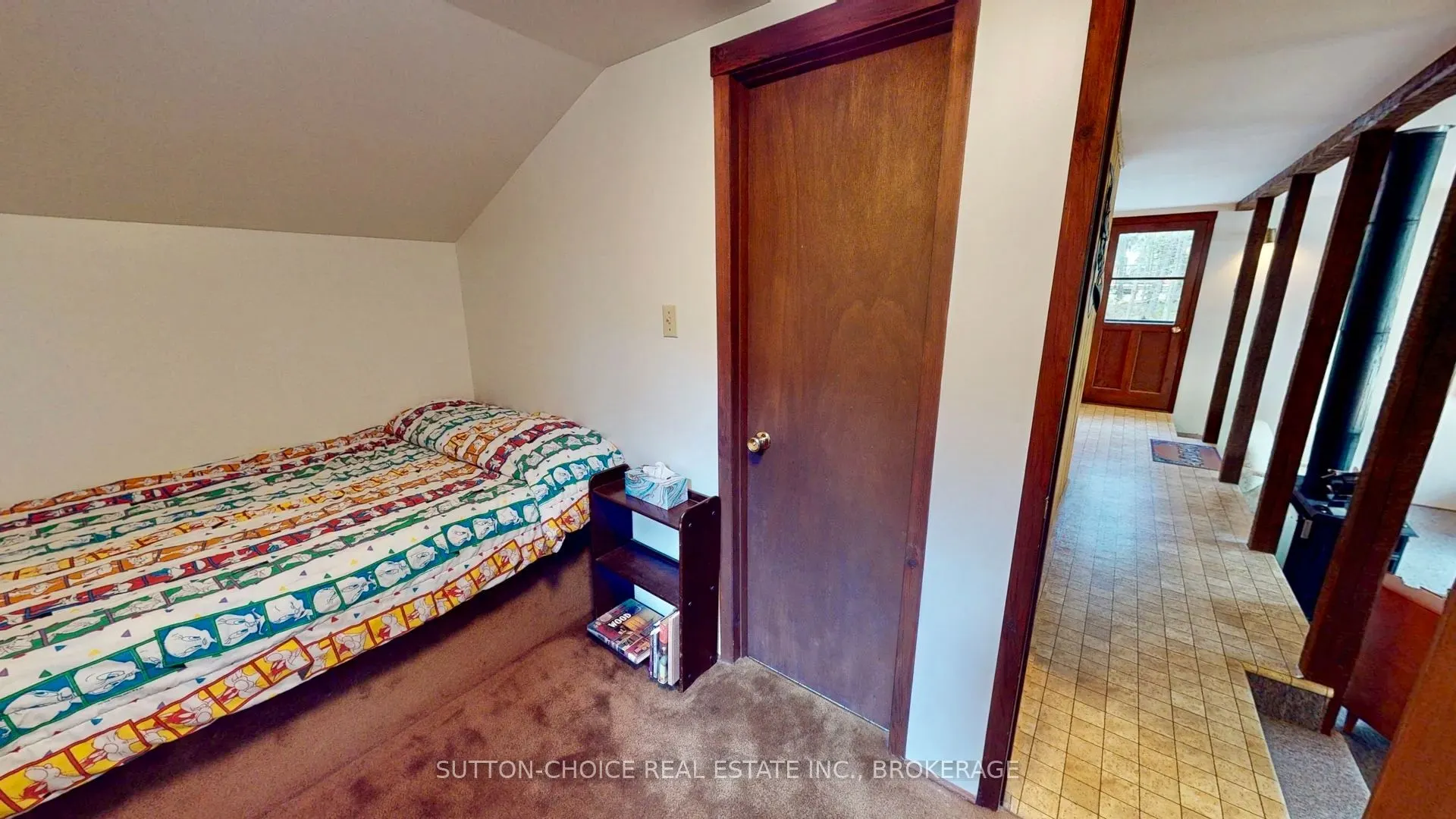 104 Hemlock Island