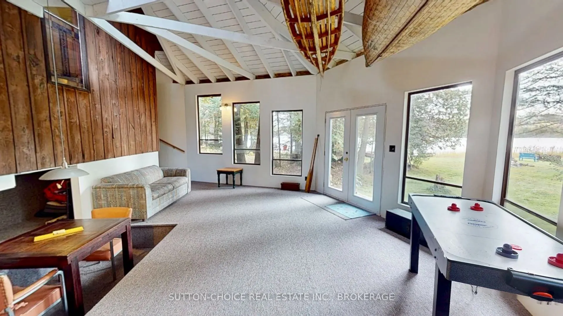 104 Hemlock Island