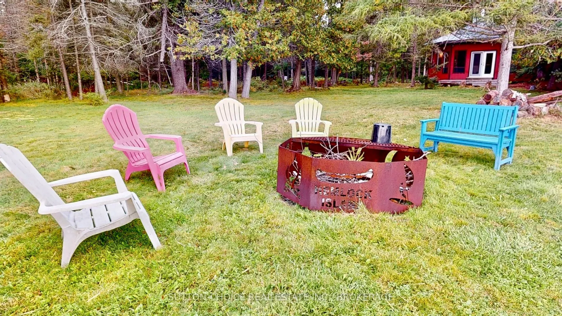 104 Hemlock Island