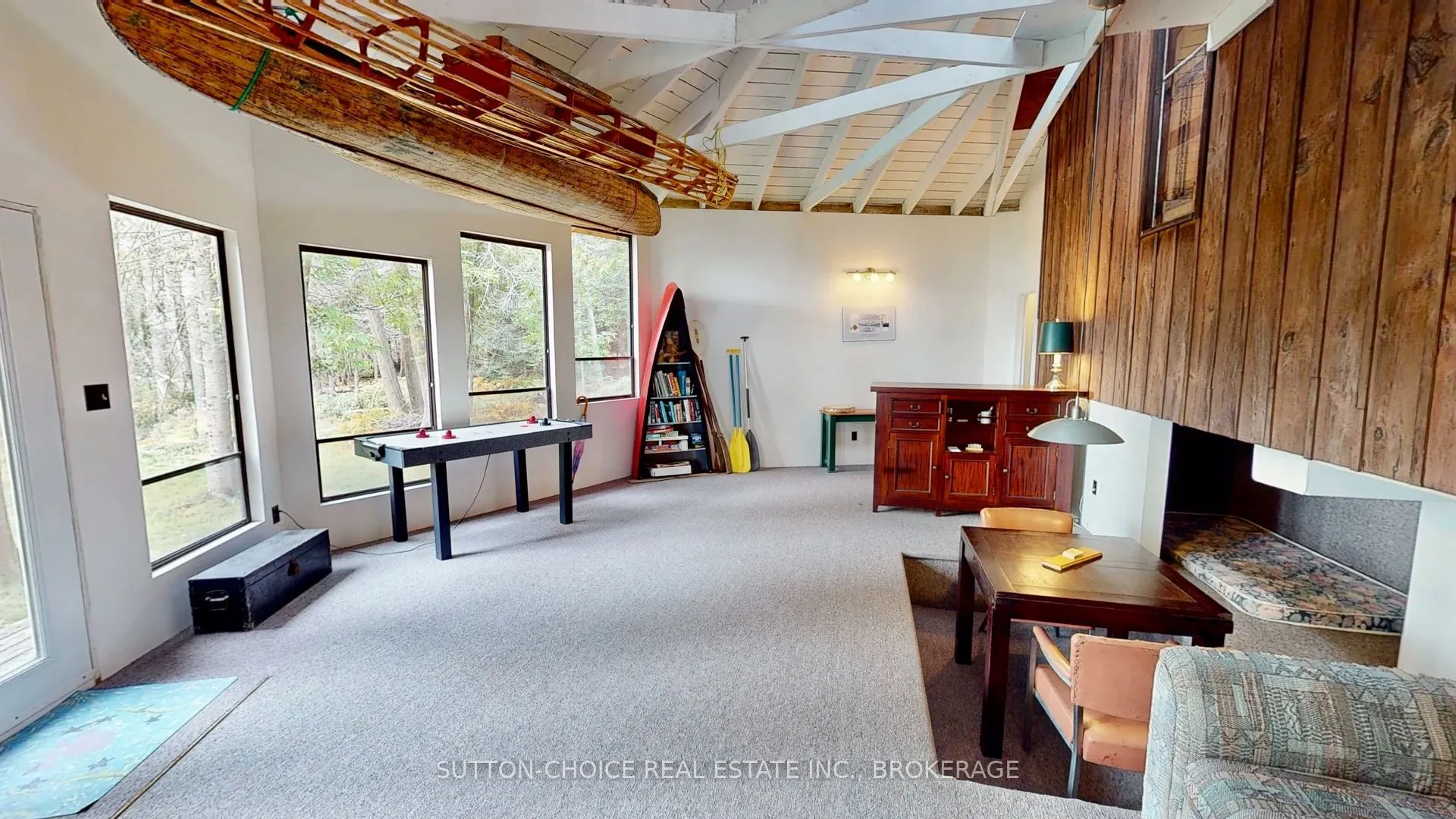 104 Hemlock Island