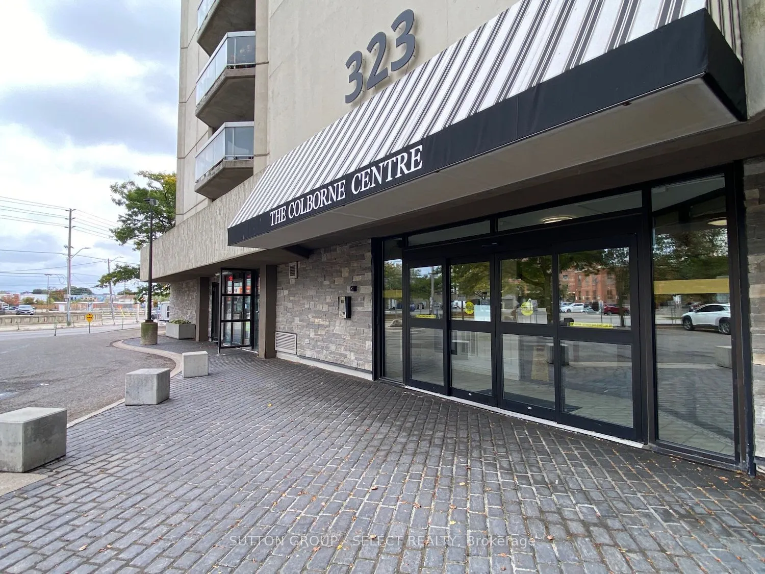 323 Colborne Street, #1702
