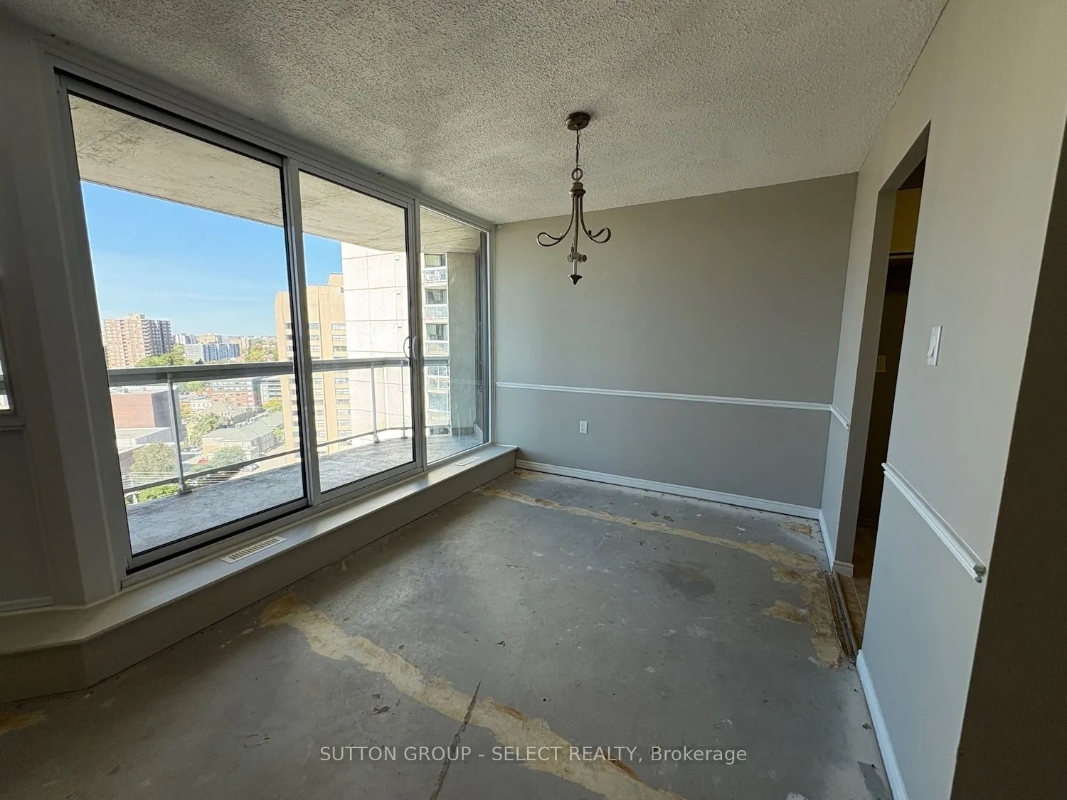 323 Colborne Street, #1702