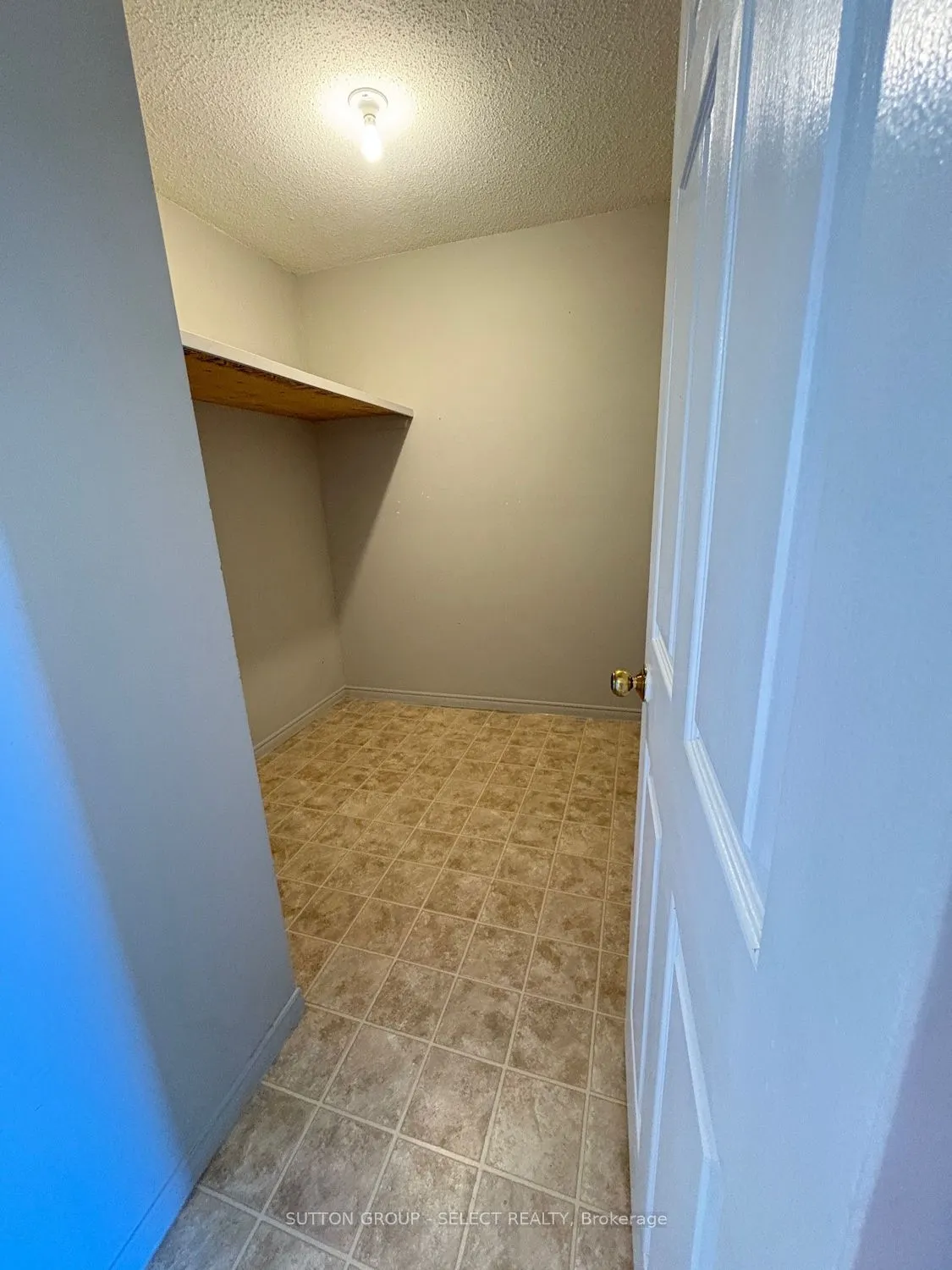 323 Colborne Street, #1702