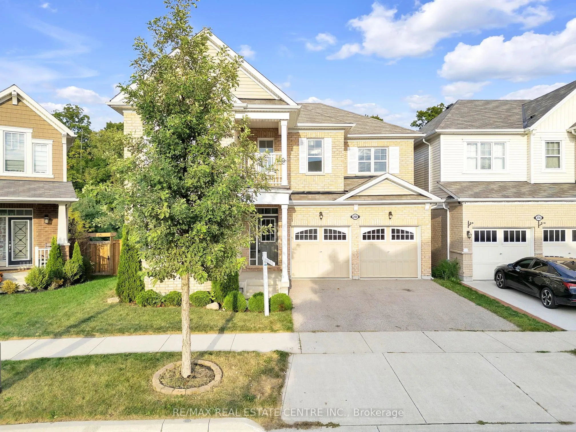 260 Shady Glen Crescent