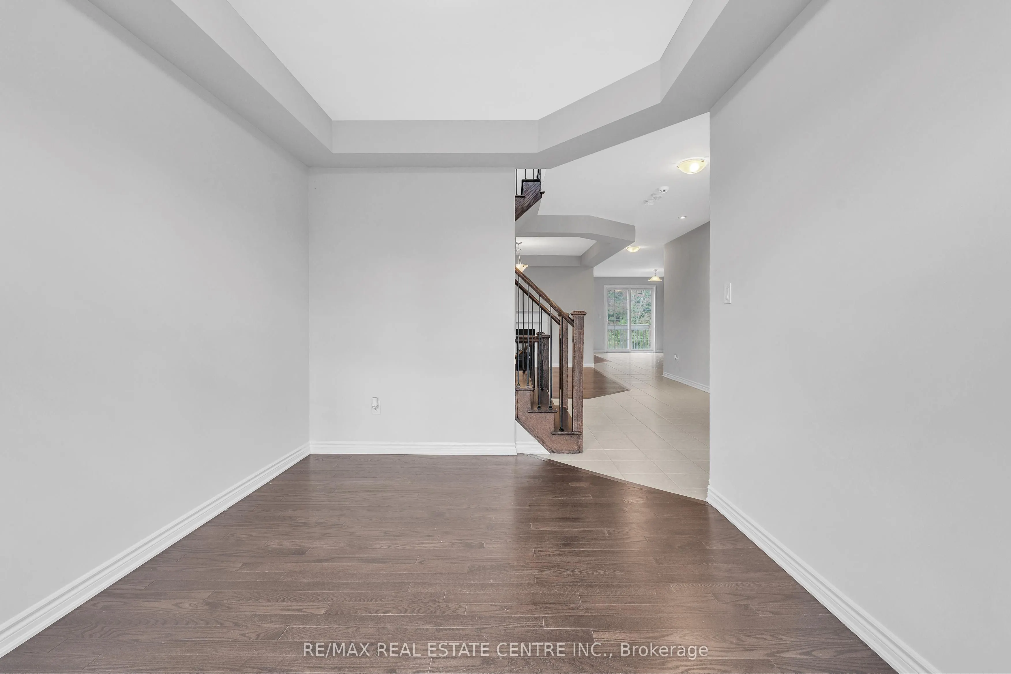 260 Shady Glen Crescent