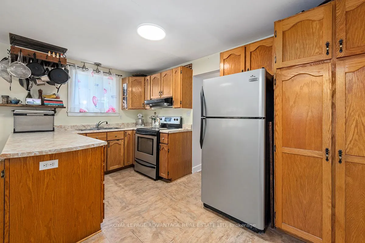 74 Beckwith Street E