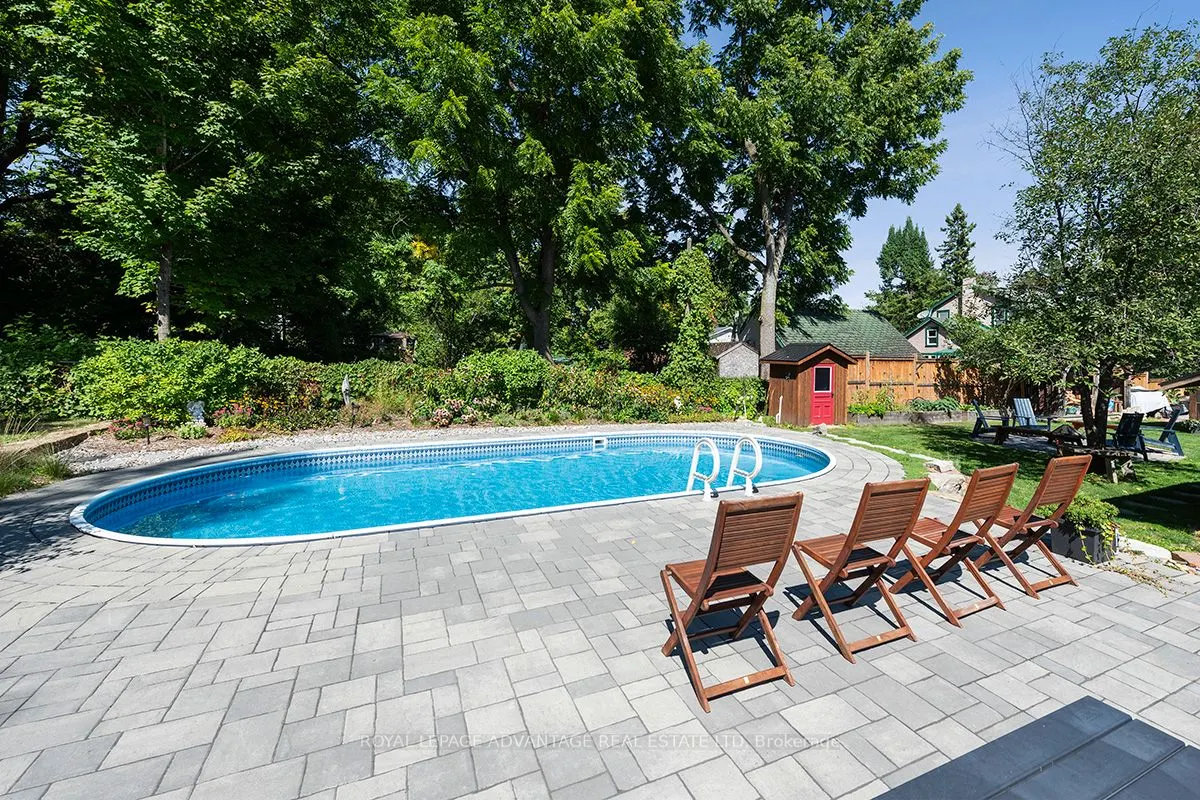 74 Beckwith Street E